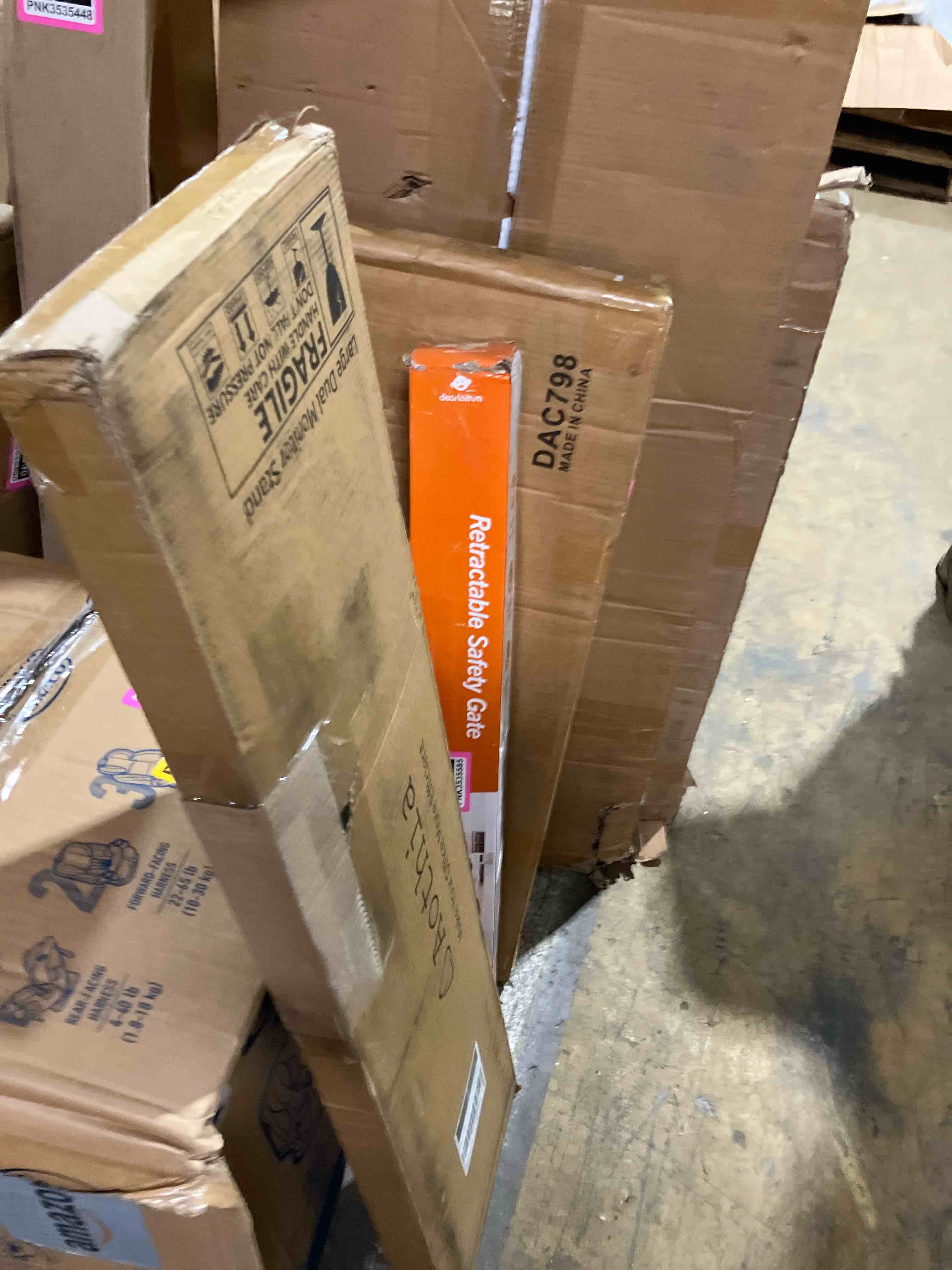 https://s3.amazonaws.com/lotting-images-prod/phillipi/PNK3535452_1751986445130.jpeg