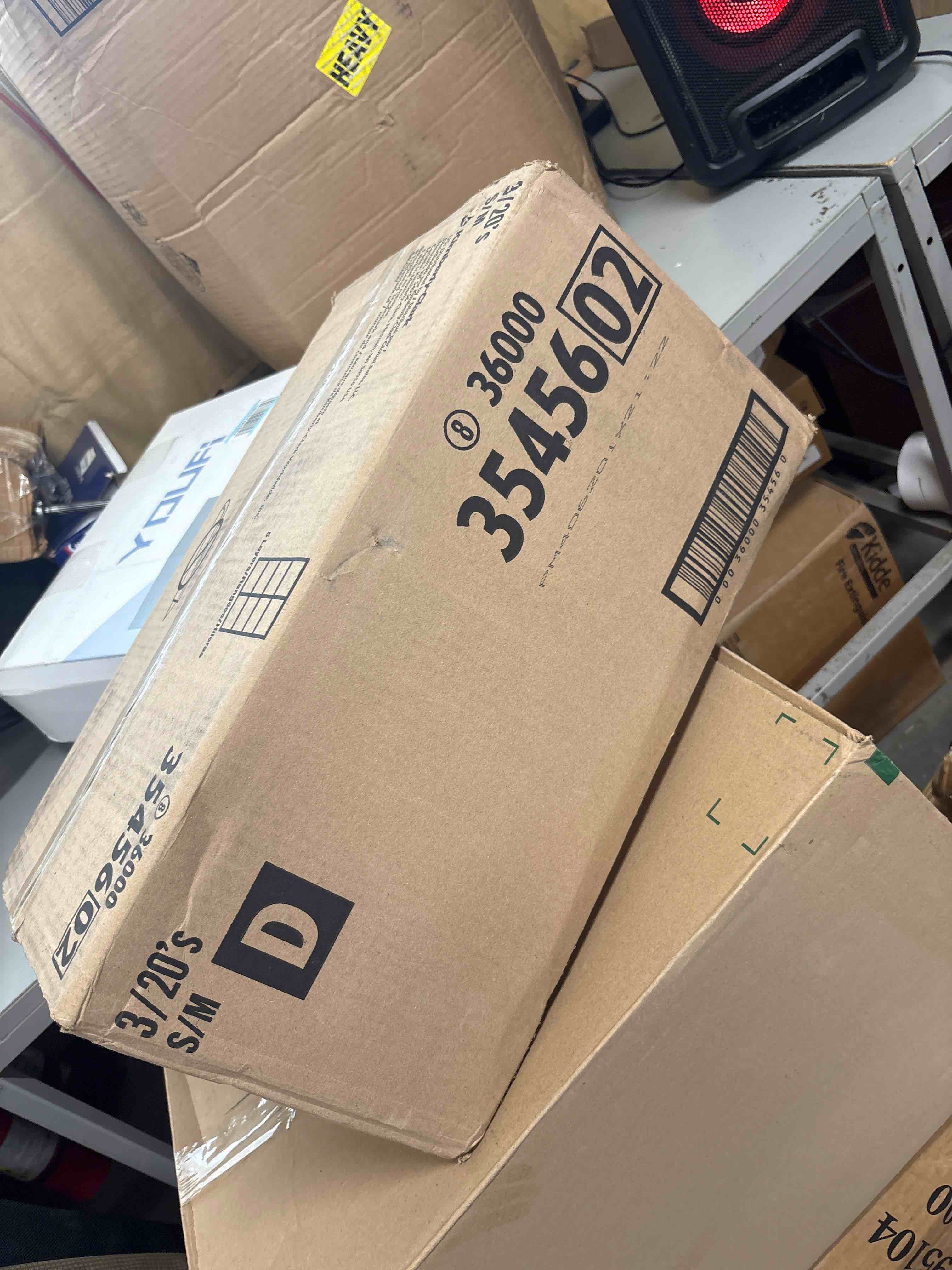 https://s3.amazonaws.com/lotting-images-prod/phillipi/PNK3536102_1753213615064.jpeg