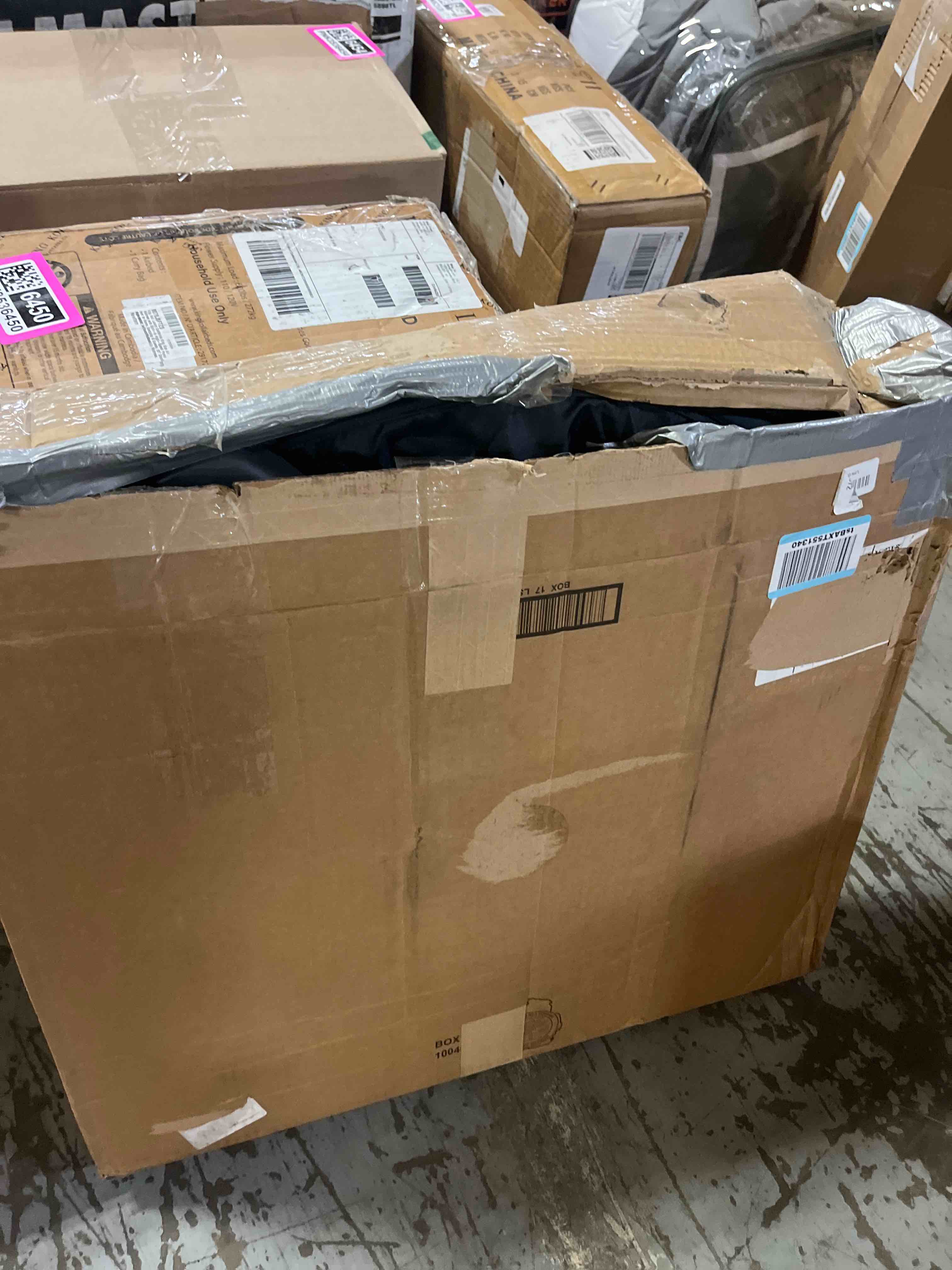 https://s3.amazonaws.com/lotting-images-prod/phillipi/PNK3536449_1755713428040.jpeg