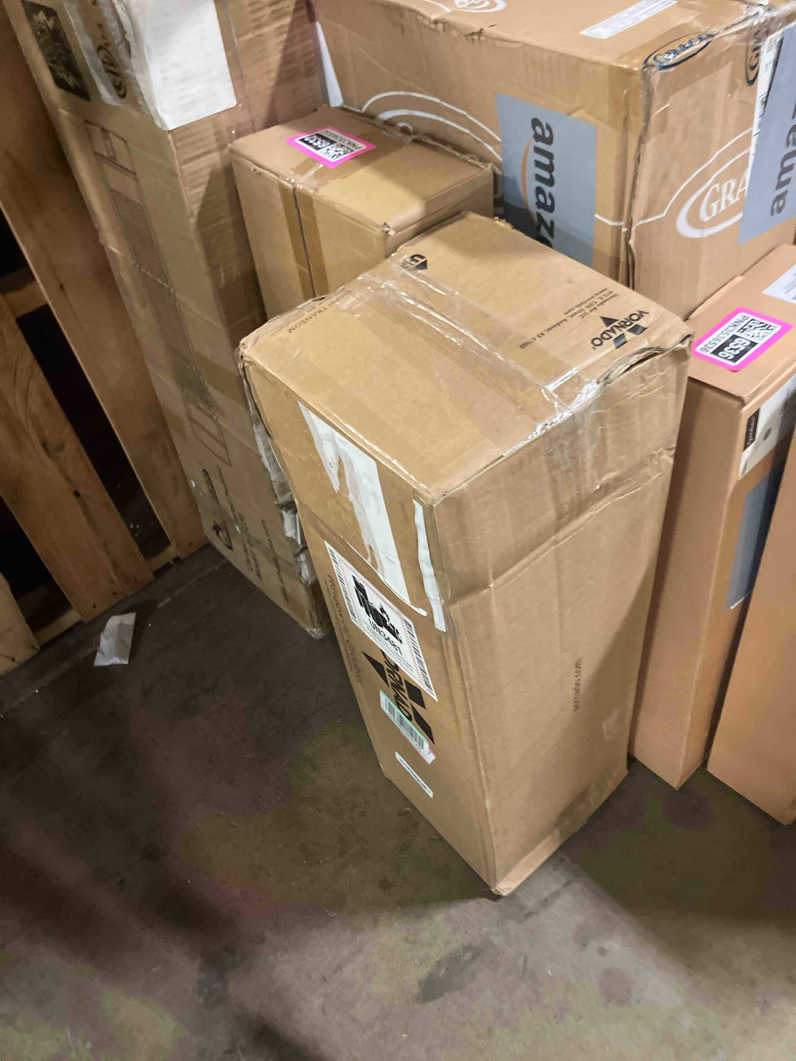 https://s3.amazonaws.com/lotting-images-prod/phillipi/PNK3536540_1755723826342.jpeg