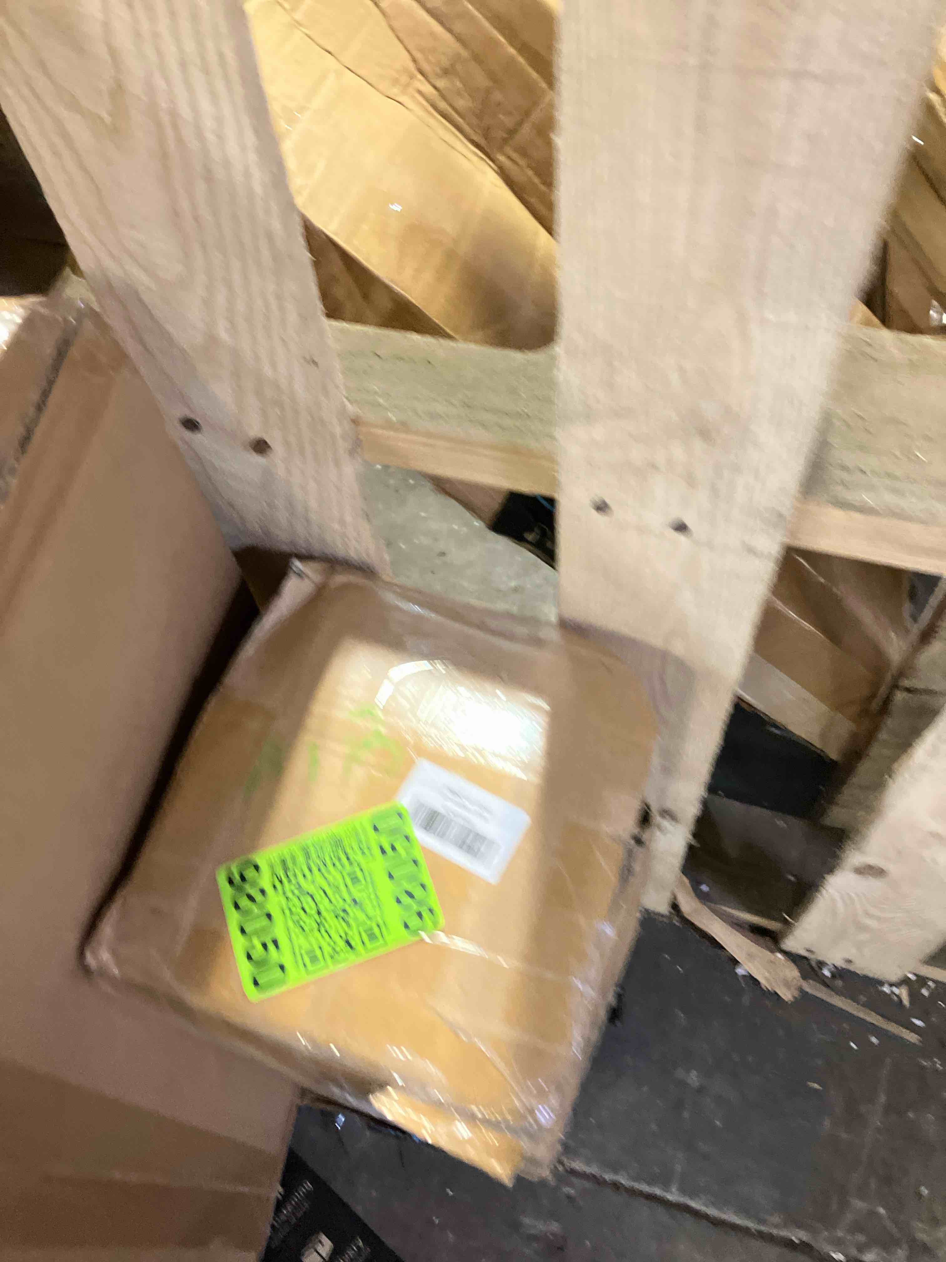 https://s3.amazonaws.com/lotting-images-prod/phillipi/PNK3536634_1755780202775.jpeg