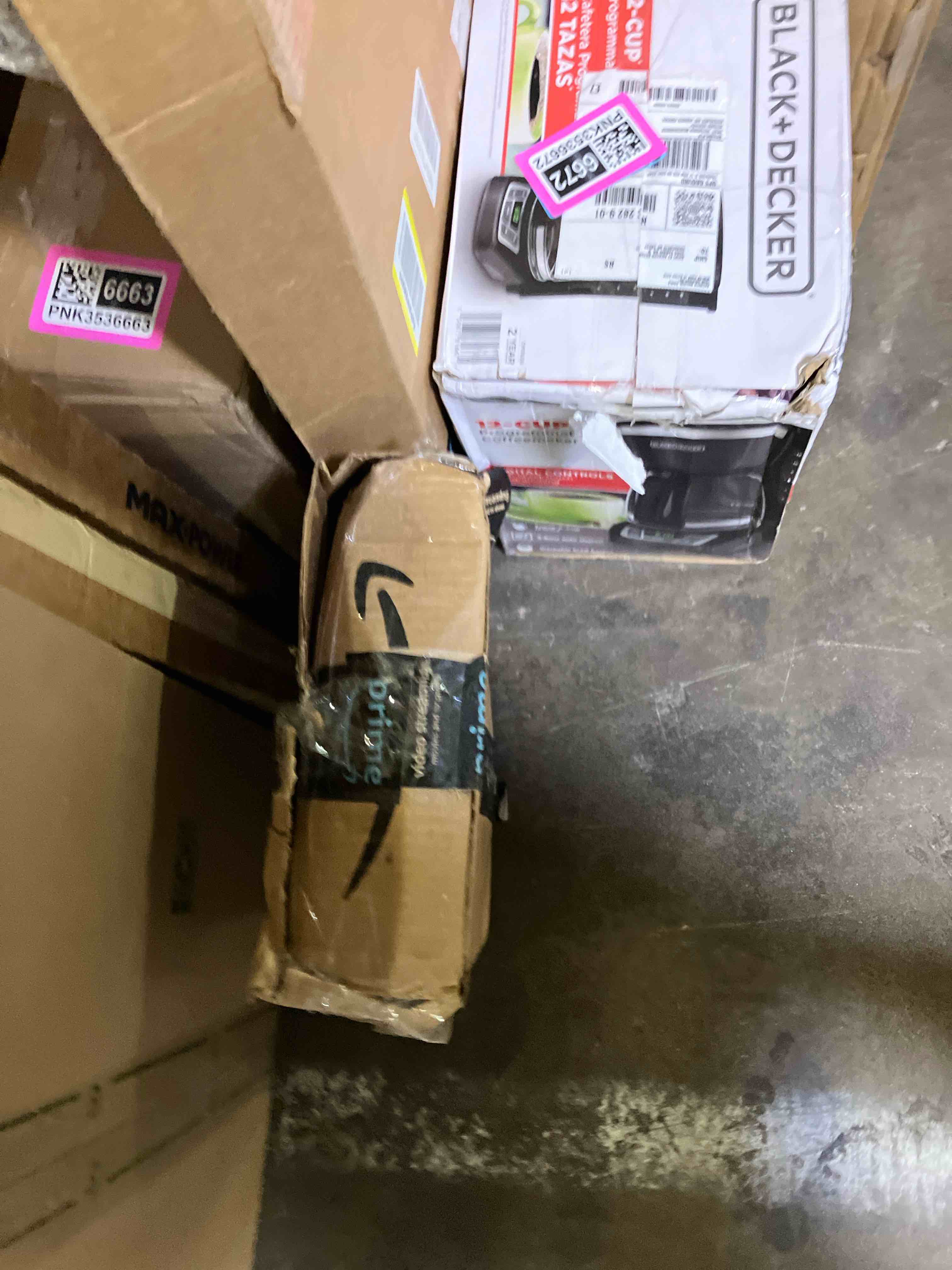 https://s3.amazonaws.com/lotting-images-prod/phillipi/PNK3536673_1755800216303.jpeg
