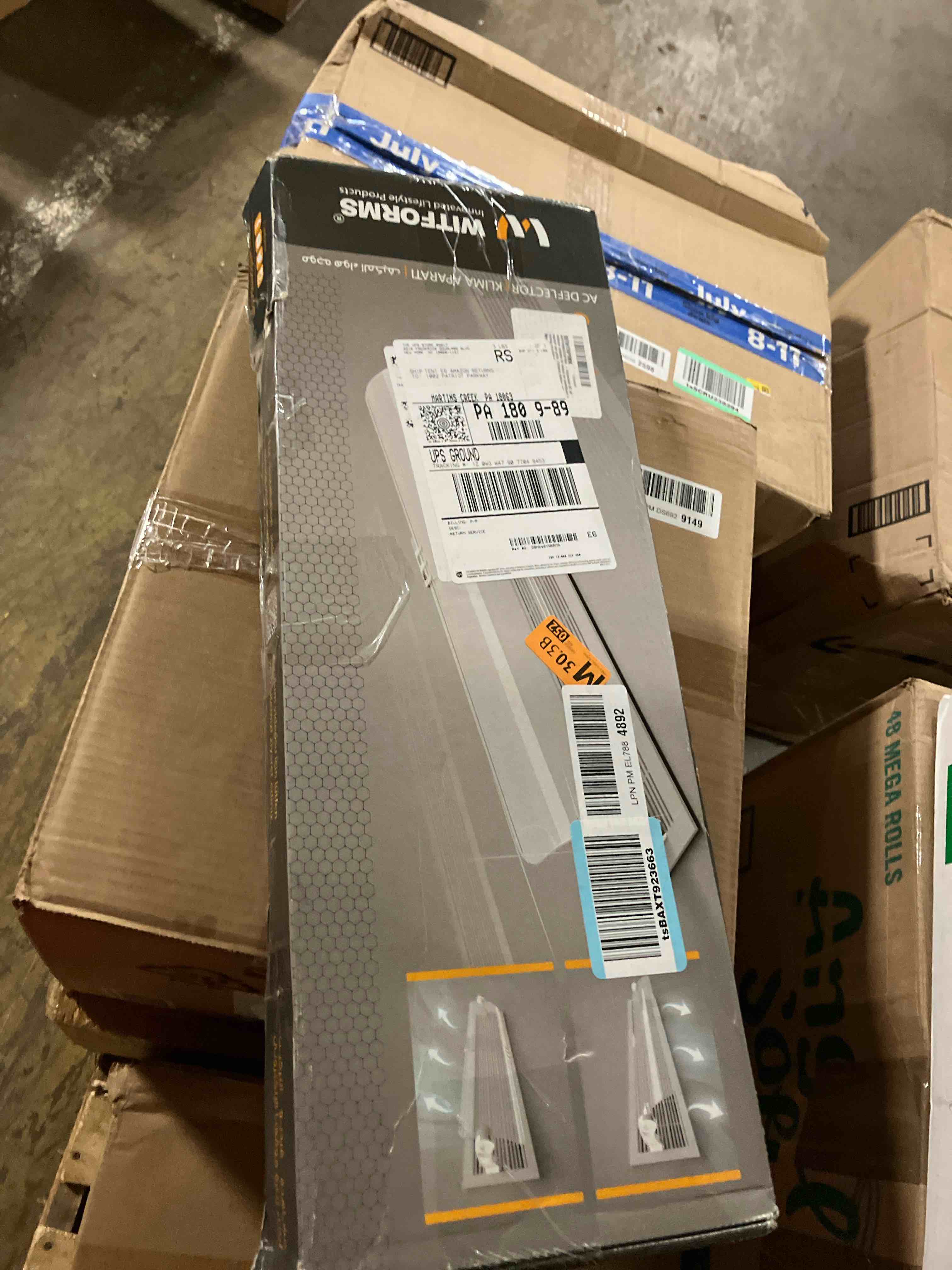 https://s3.amazonaws.com/lotting-images-prod/phillipi/PNK3536778_1755875493537.jpeg