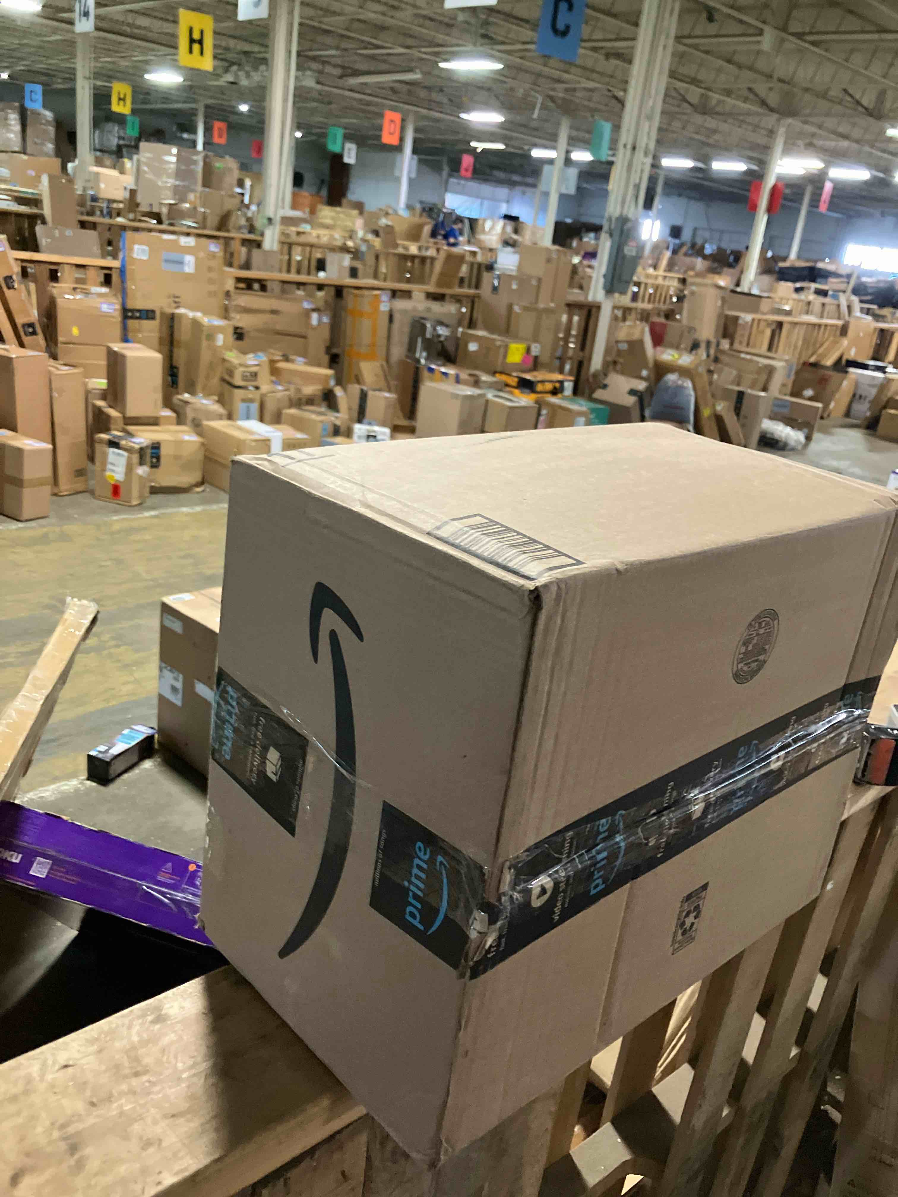 https://s3.amazonaws.com/lotting-images-prod/phillipi/PNK3536783_1755873740151.jpeg