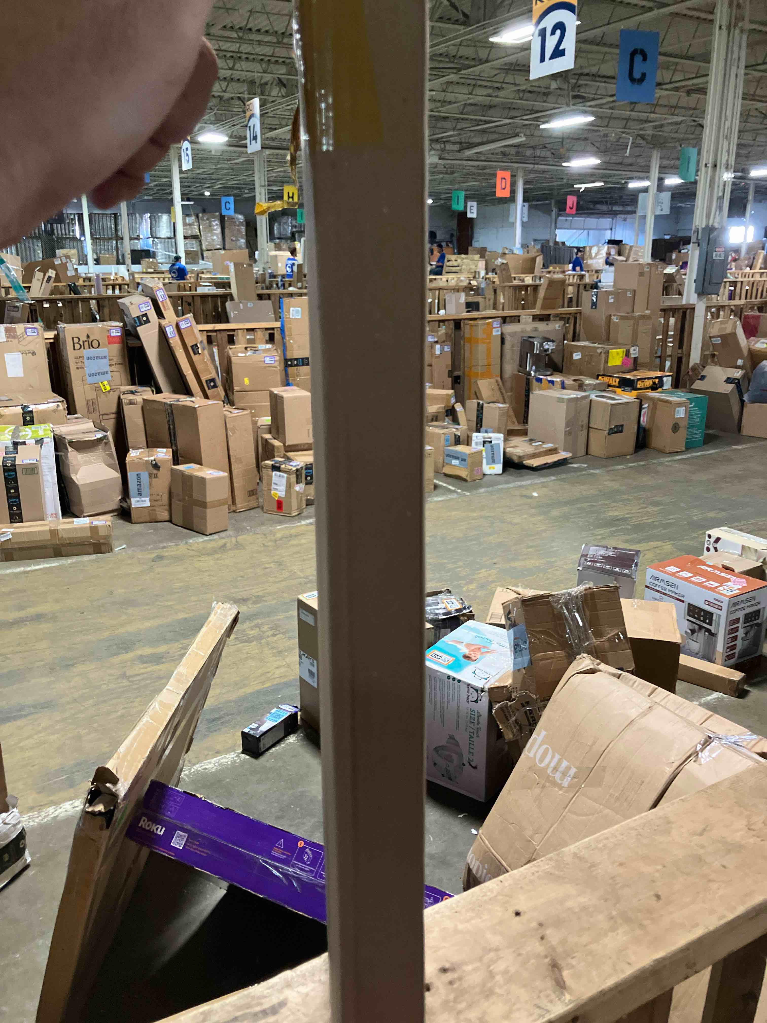 https://s3.amazonaws.com/lotting-images-prod/phillipi/PNK3536787_1755873327852.jpeg
