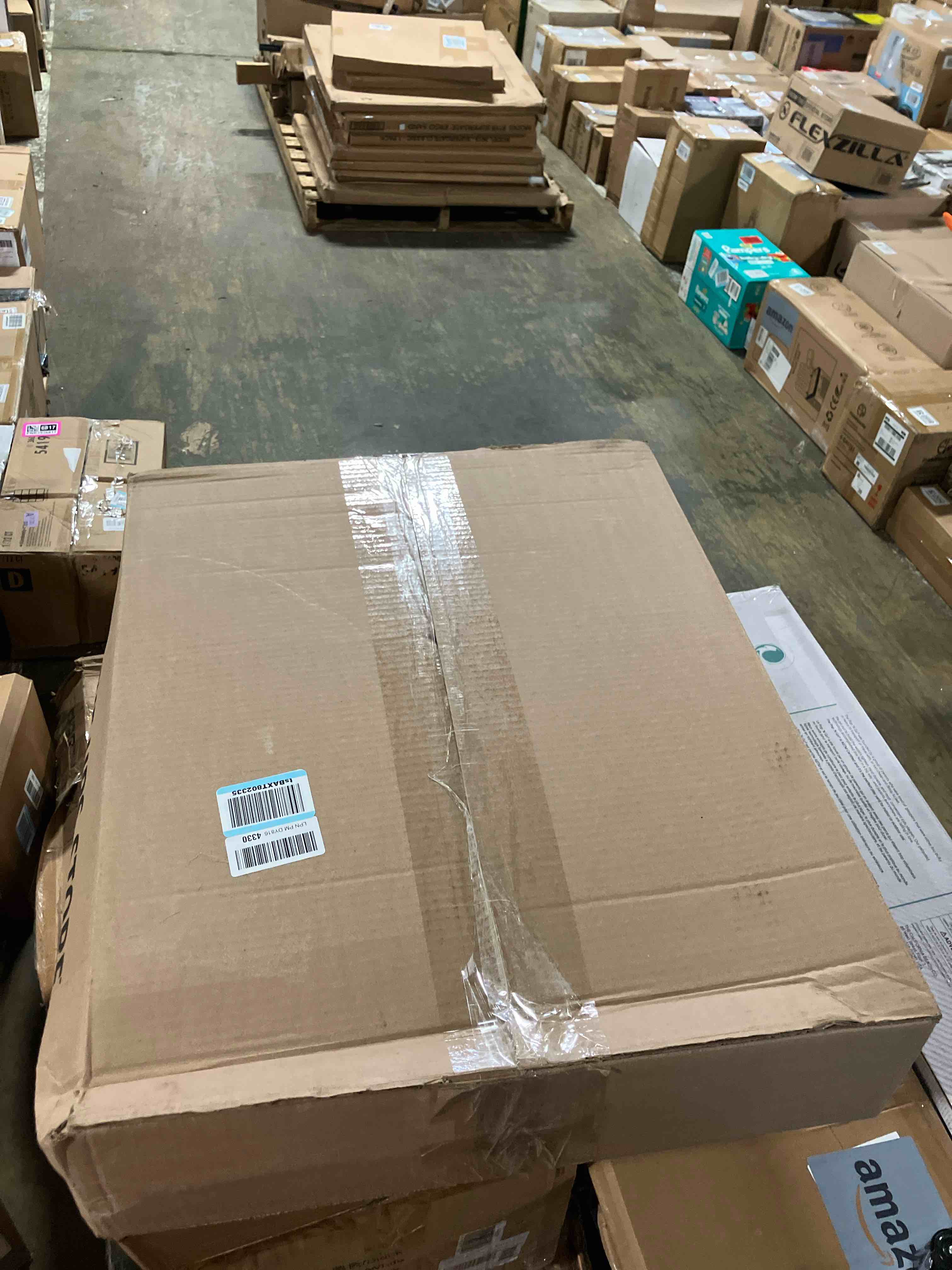 https://s3.amazonaws.com/lotting-images-prod/phillipi/PNK3536802_1755870359185.jpeg