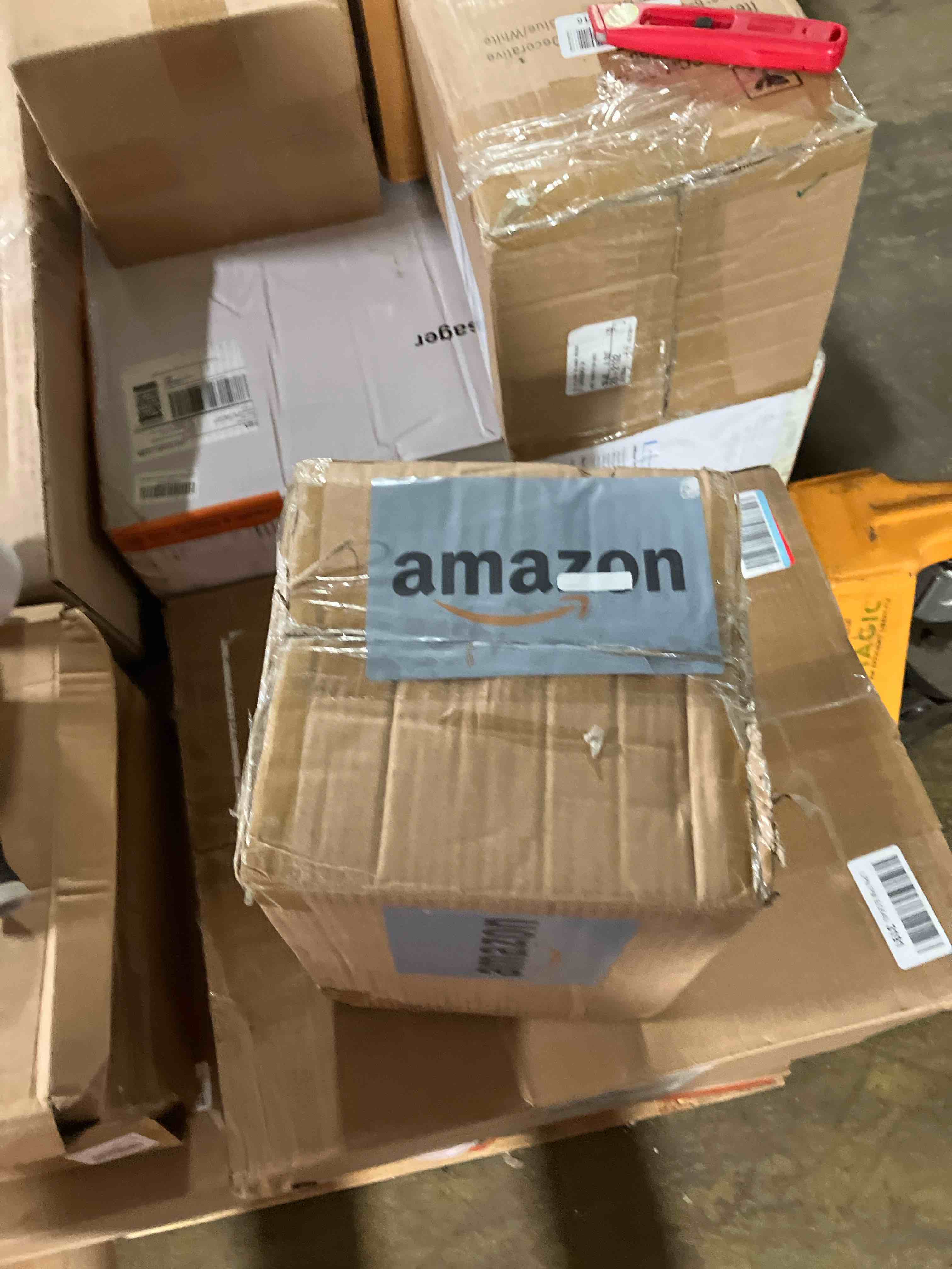 https://s3.amazonaws.com/lotting-images-prod/phillipi/PNK3536812_1755869423525.jpeg