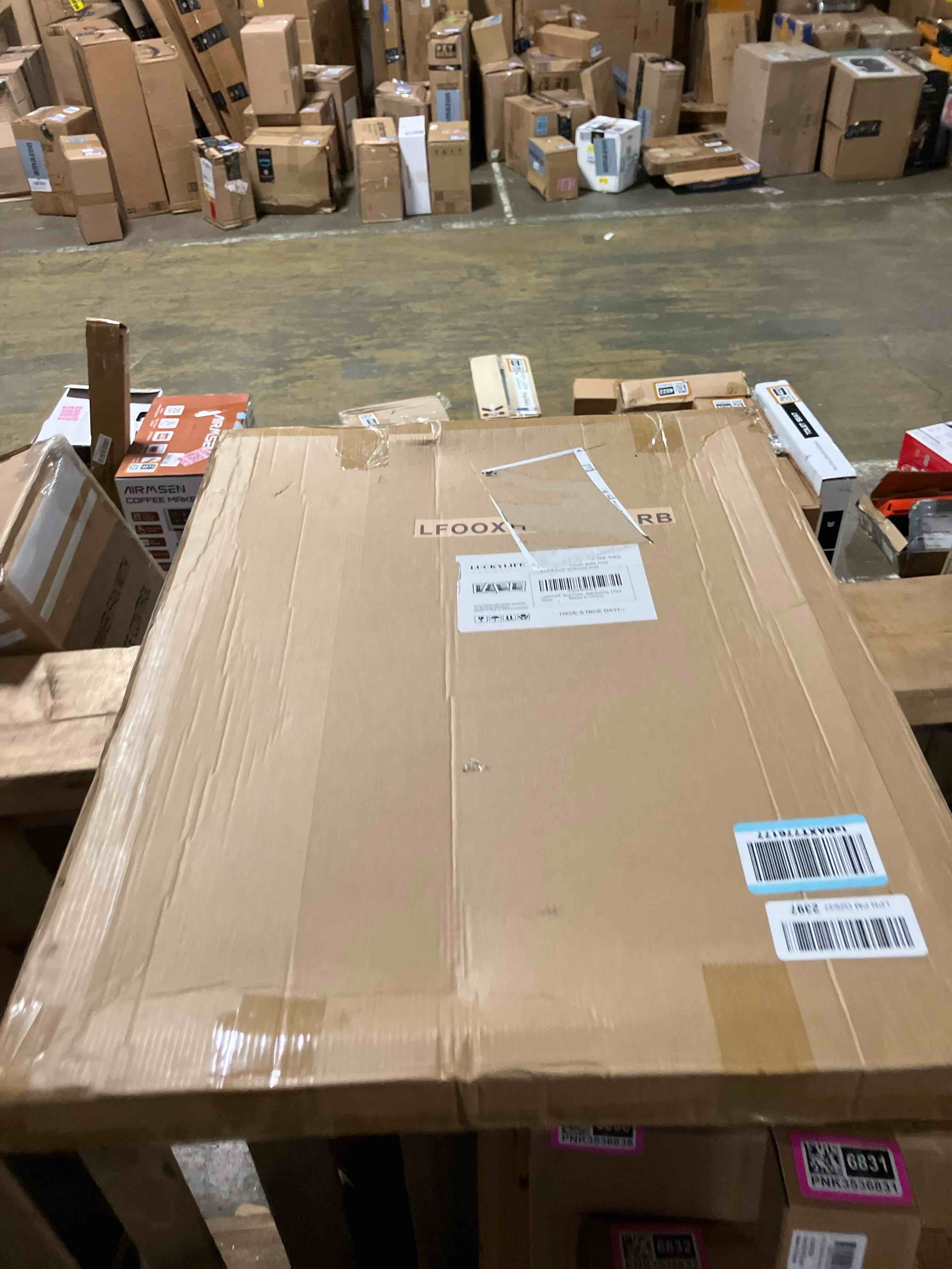 https://s3.amazonaws.com/lotting-images-prod/phillipi/PNK3536826_1755867408041.jpeg