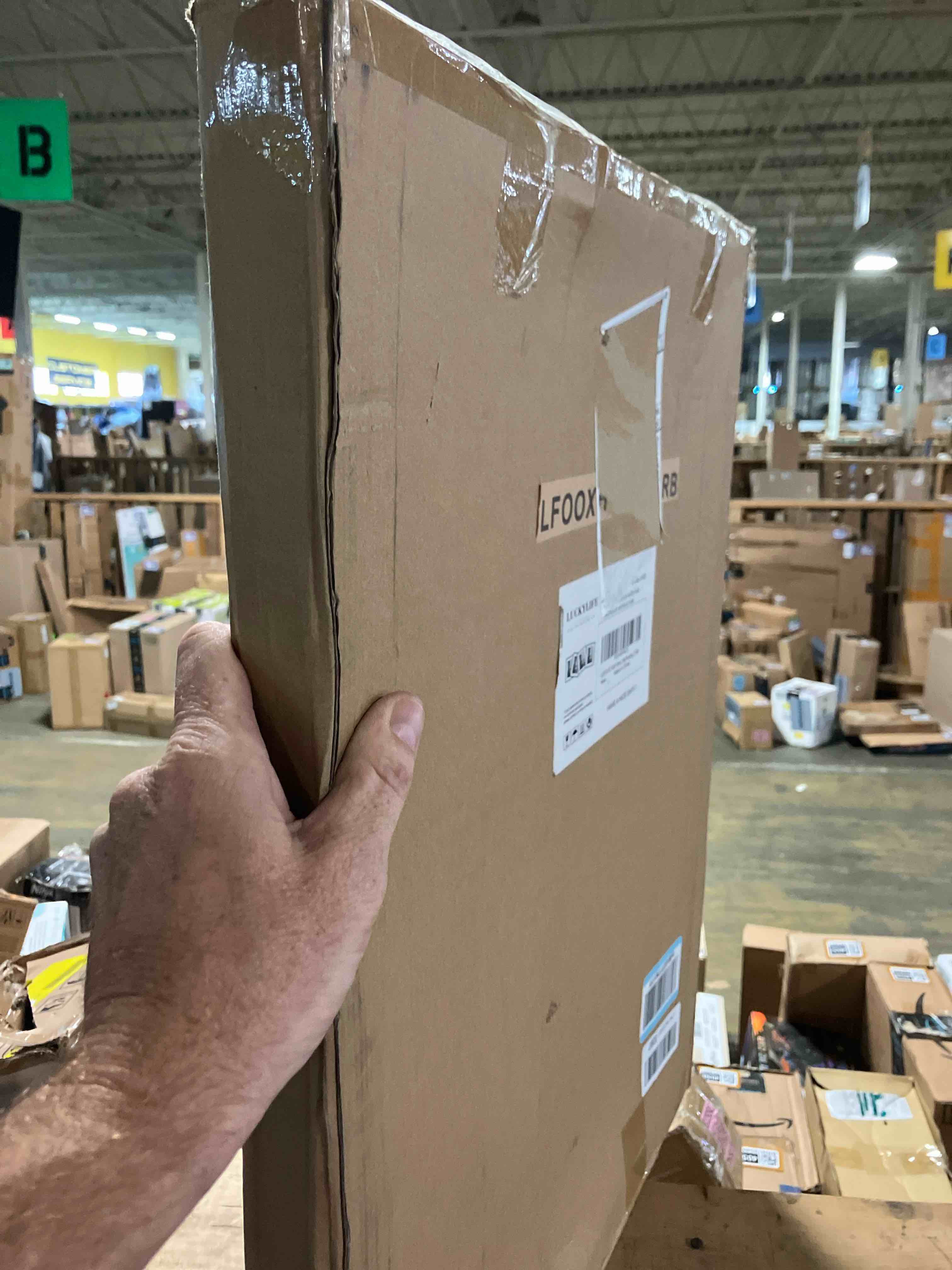 https://s3.amazonaws.com/lotting-images-prod/phillipi/PNK3536826_1755867412989.jpeg