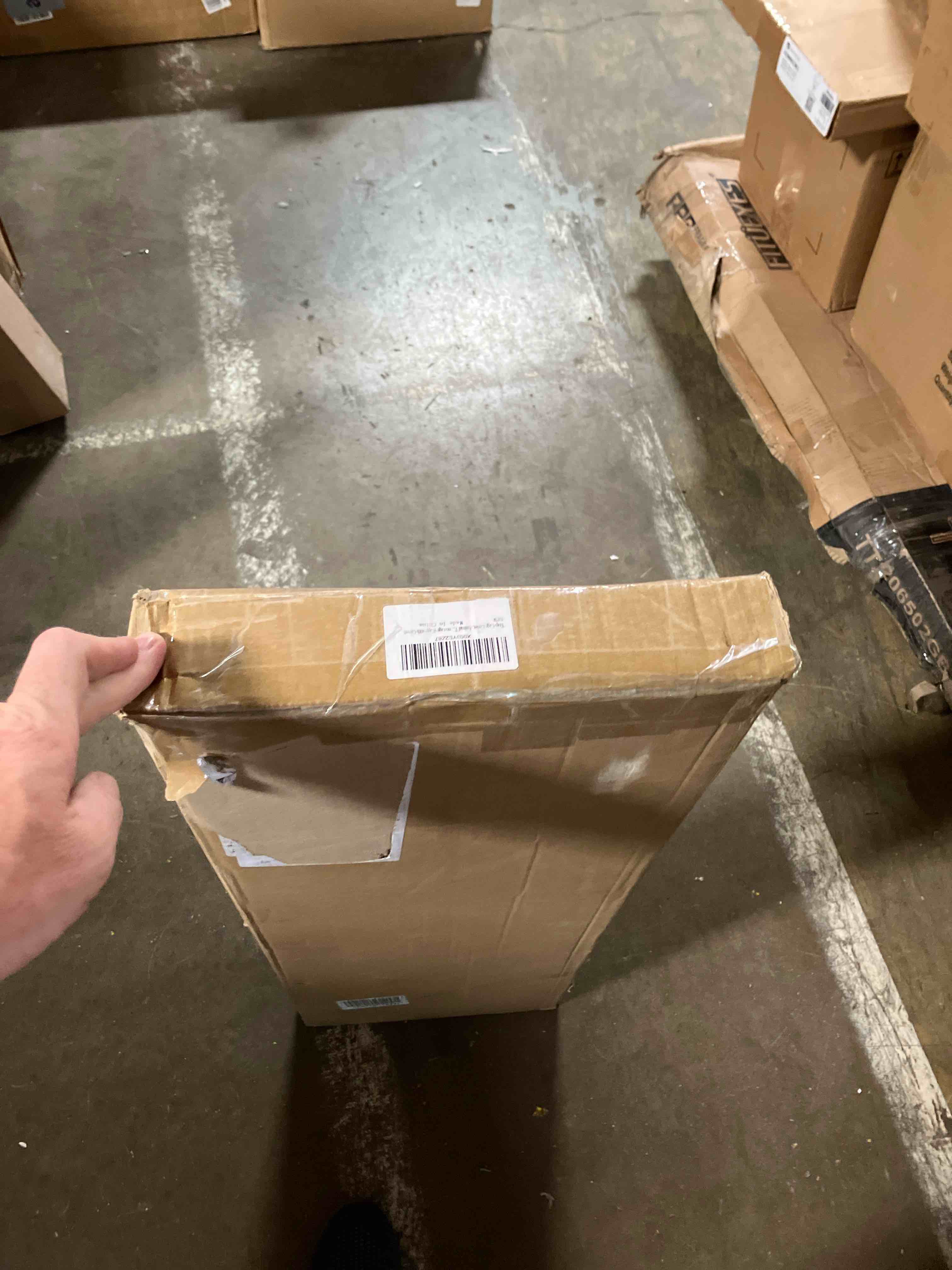 https://s3.amazonaws.com/lotting-images-prod/phillipi/PNK3536829_1755867056518.jpeg