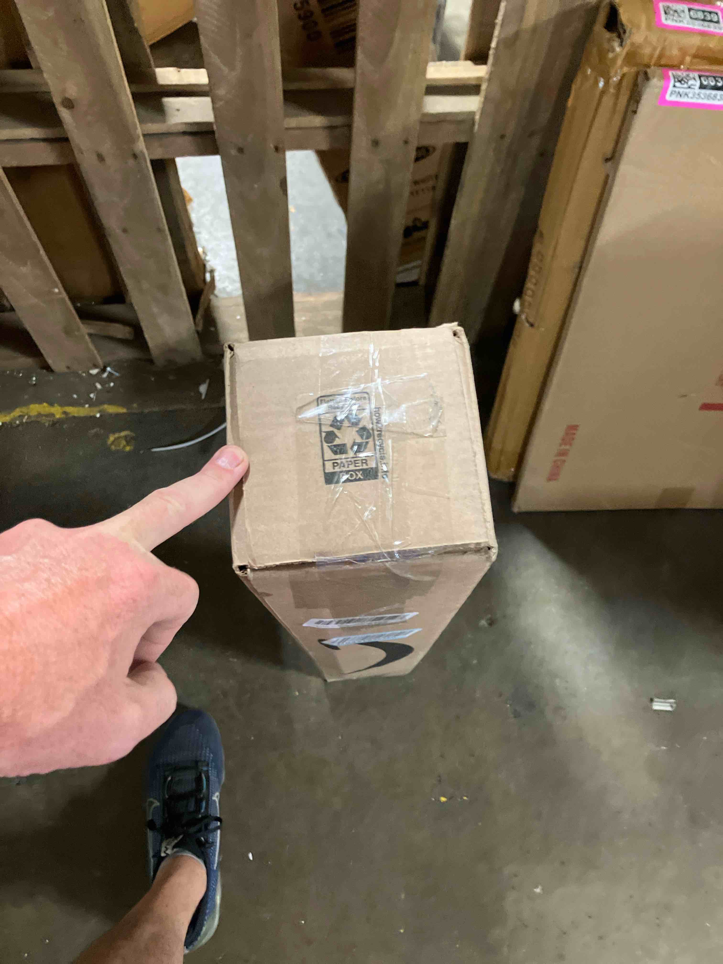 https://s3.amazonaws.com/lotting-images-prod/phillipi/PNK3536833_1755866640313.jpeg