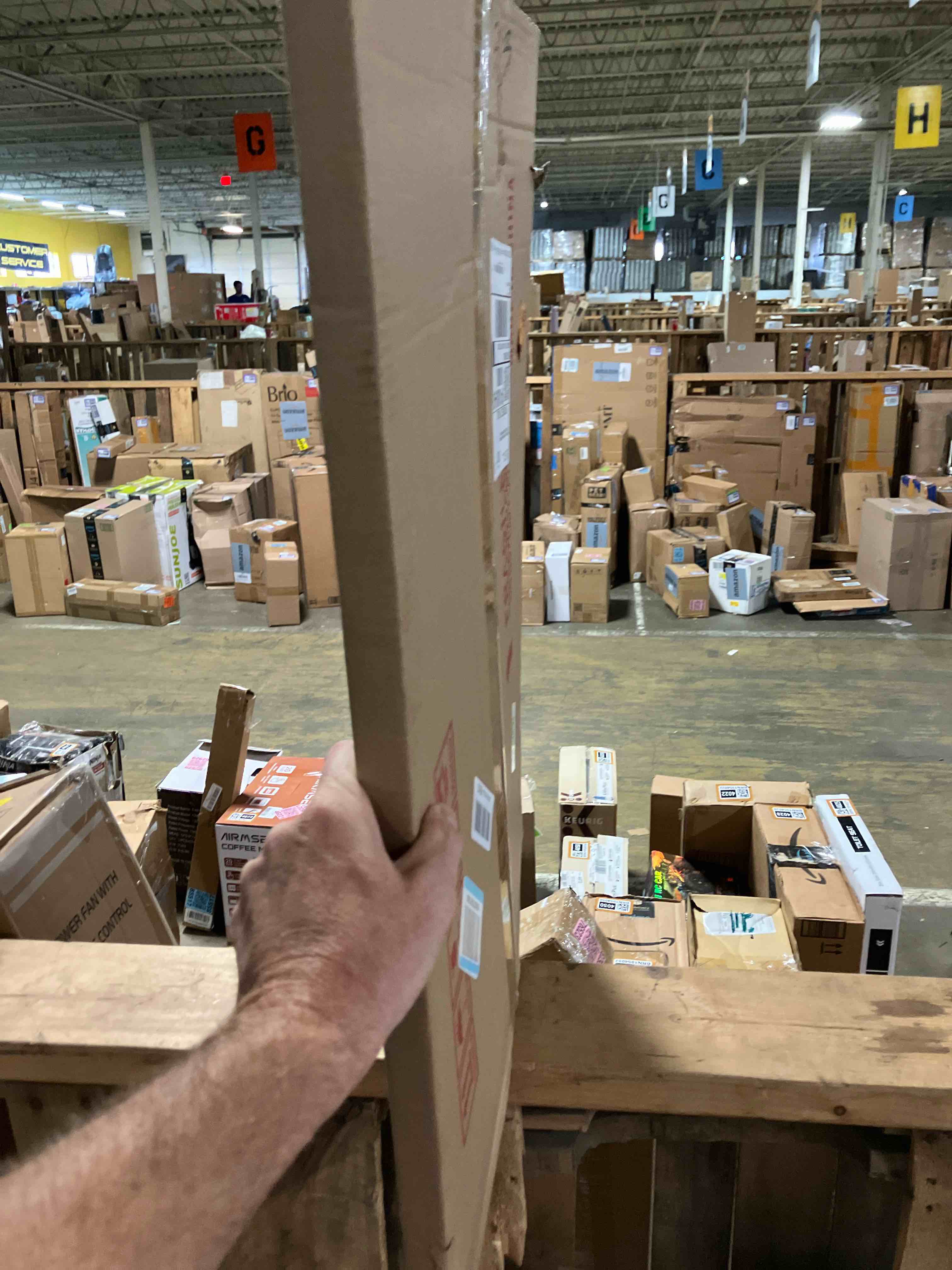https://s3.amazonaws.com/lotting-images-prod/phillipi/PNK3536838_1755865963179.jpeg
