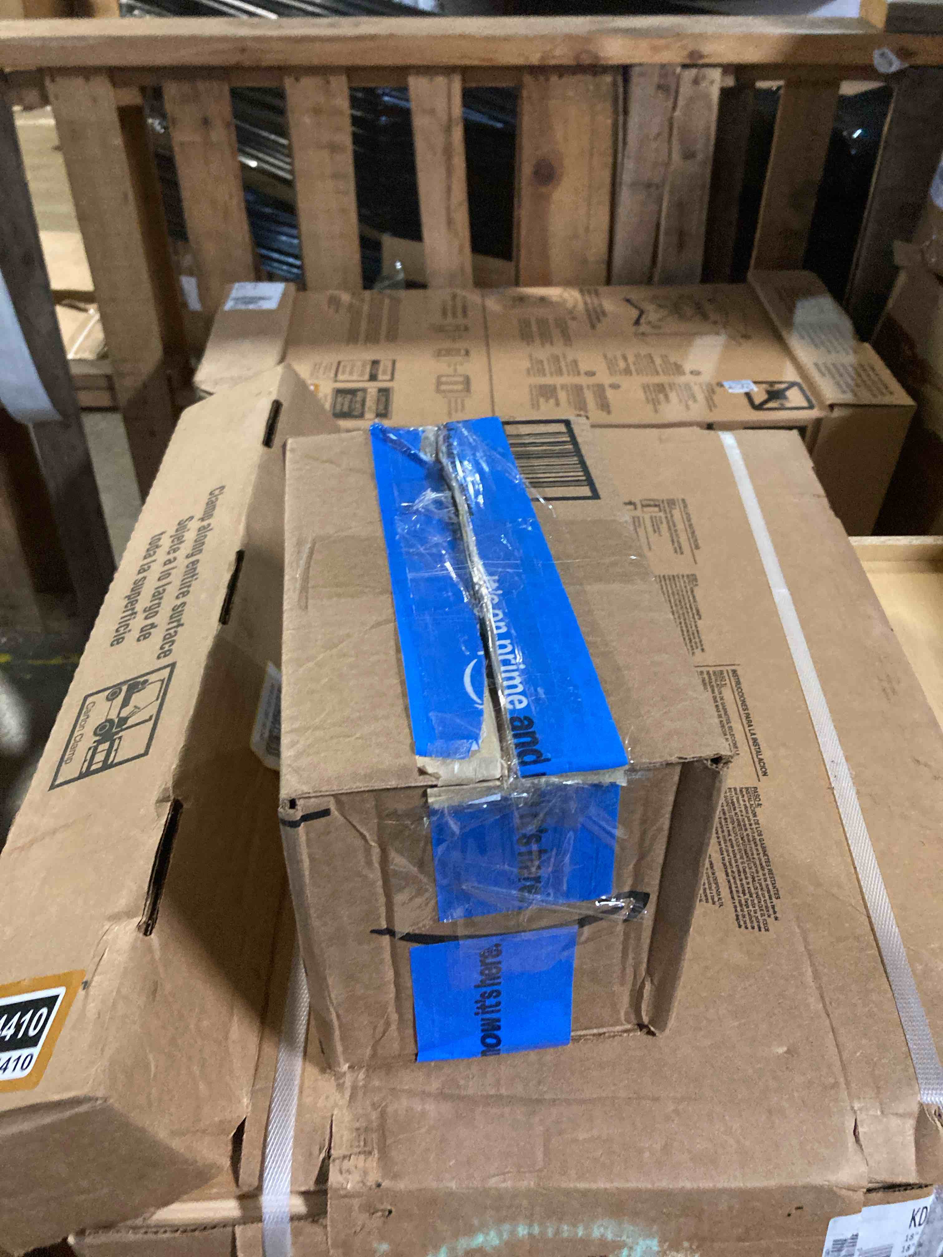 https://s3.amazonaws.com/lotting-images-prod/phillipi/PNK3536856_1755875912449.jpeg