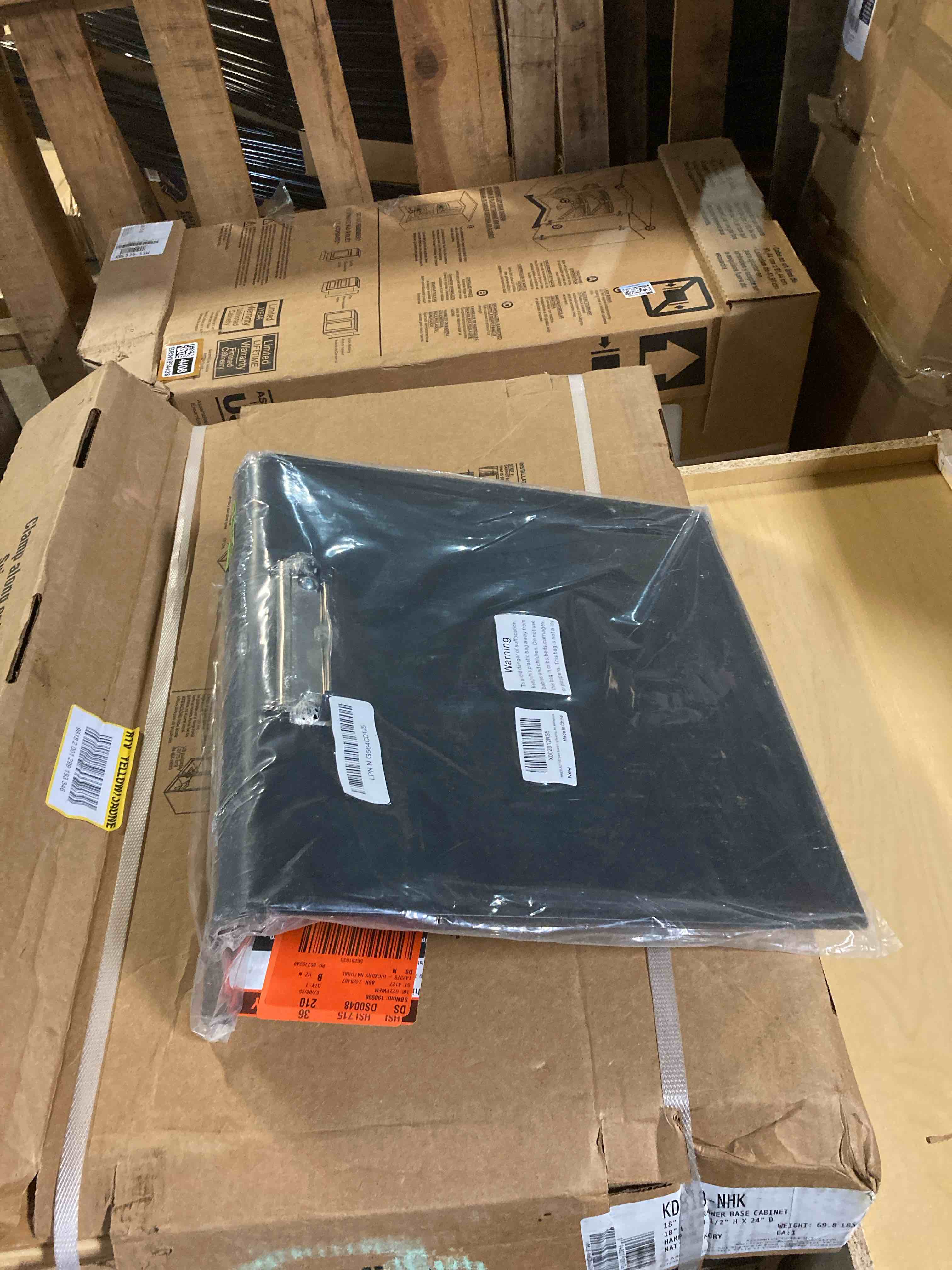 https://s3.amazonaws.com/lotting-images-prod/phillipi/PNK3536859_1755876202074.jpeg