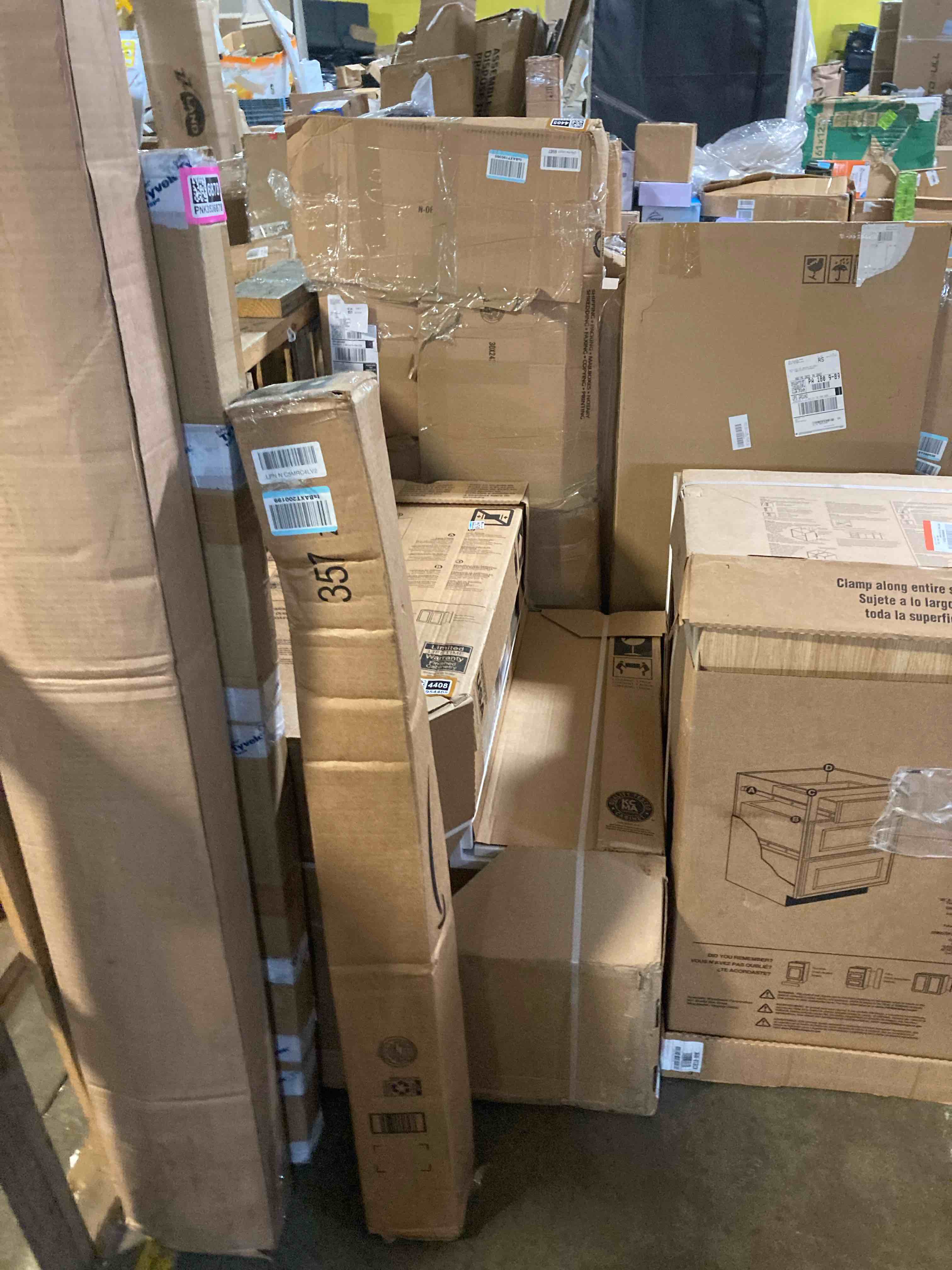 https://s3.amazonaws.com/lotting-images-prod/phillipi/PNK3536880_1755878765714.jpeg