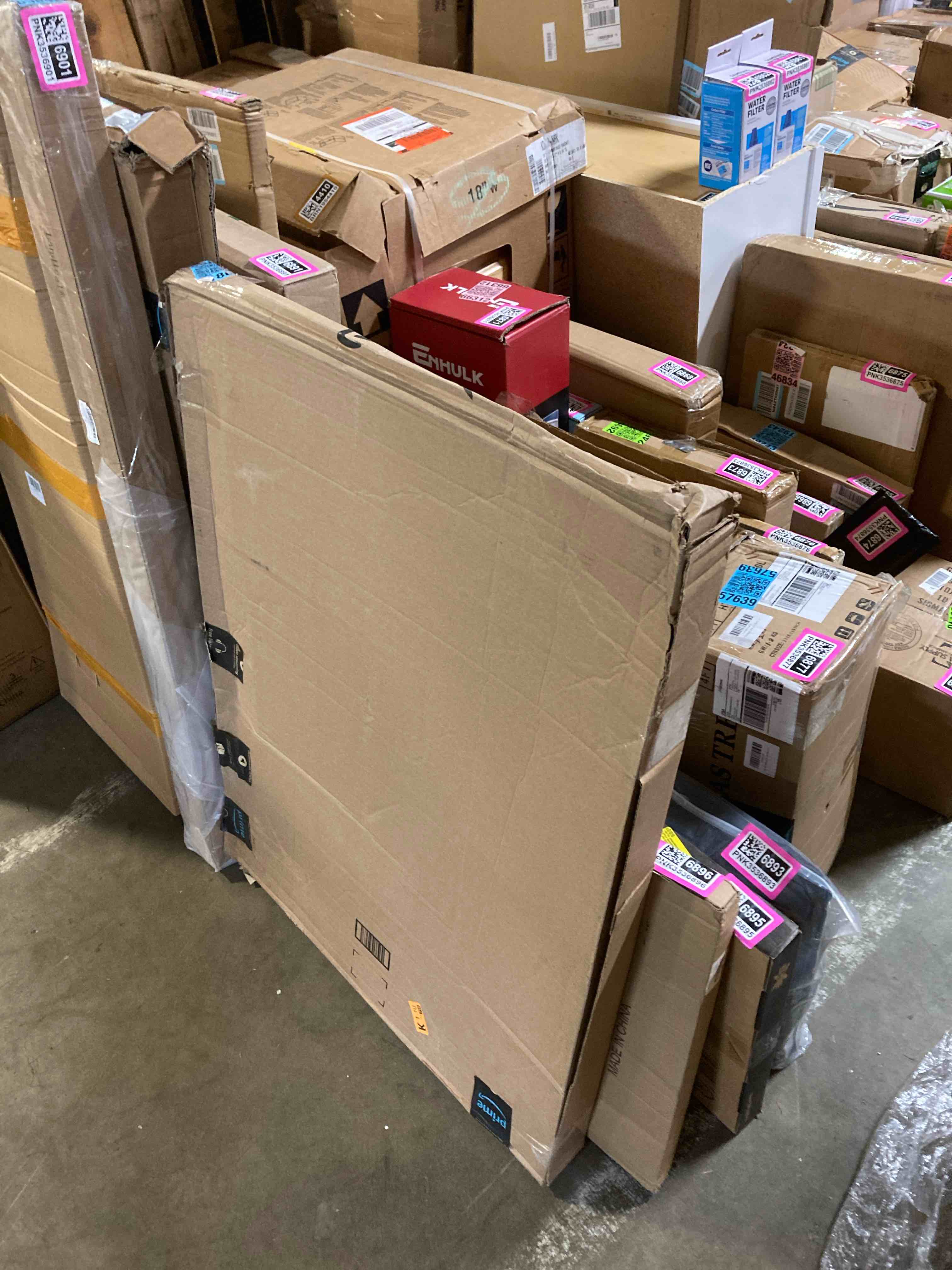 https://s3.amazonaws.com/lotting-images-prod/phillipi/PNK3536902_1755882449052.jpeg