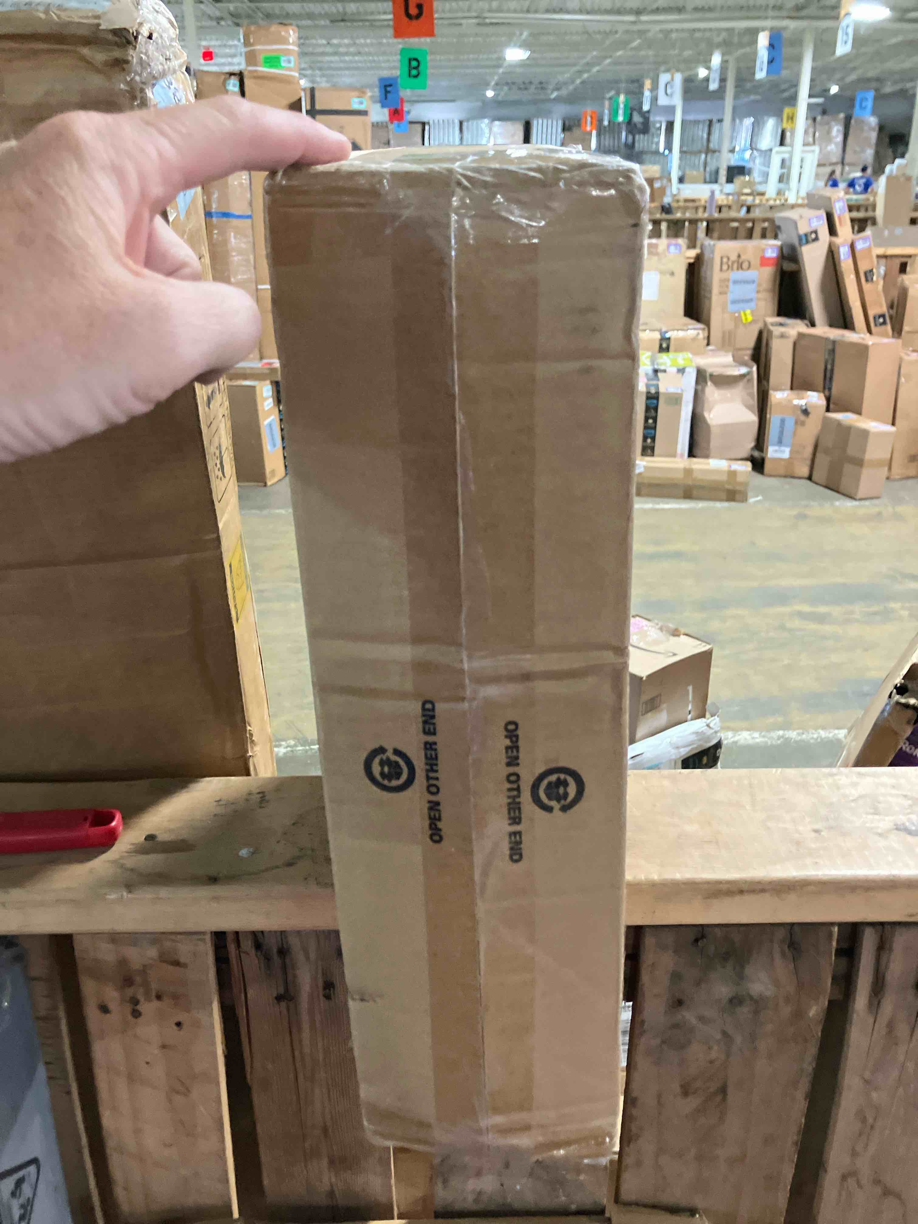 https://s3.amazonaws.com/lotting-images-prod/phillipi/PNK3536945_1755878336465.jpeg
