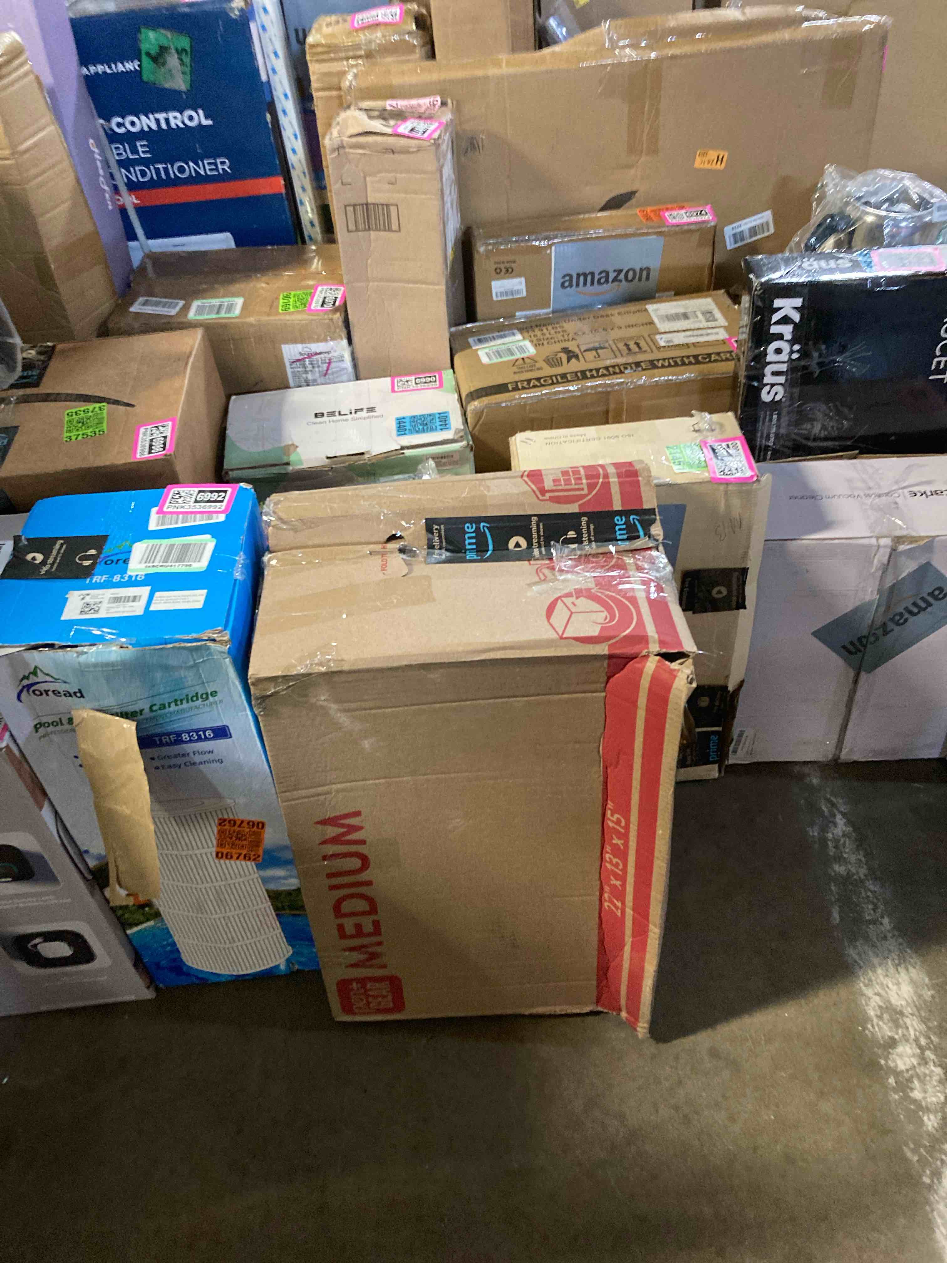 https://s3.amazonaws.com/lotting-images-prod/phillipi/PNK3537004_1755890604473.jpeg