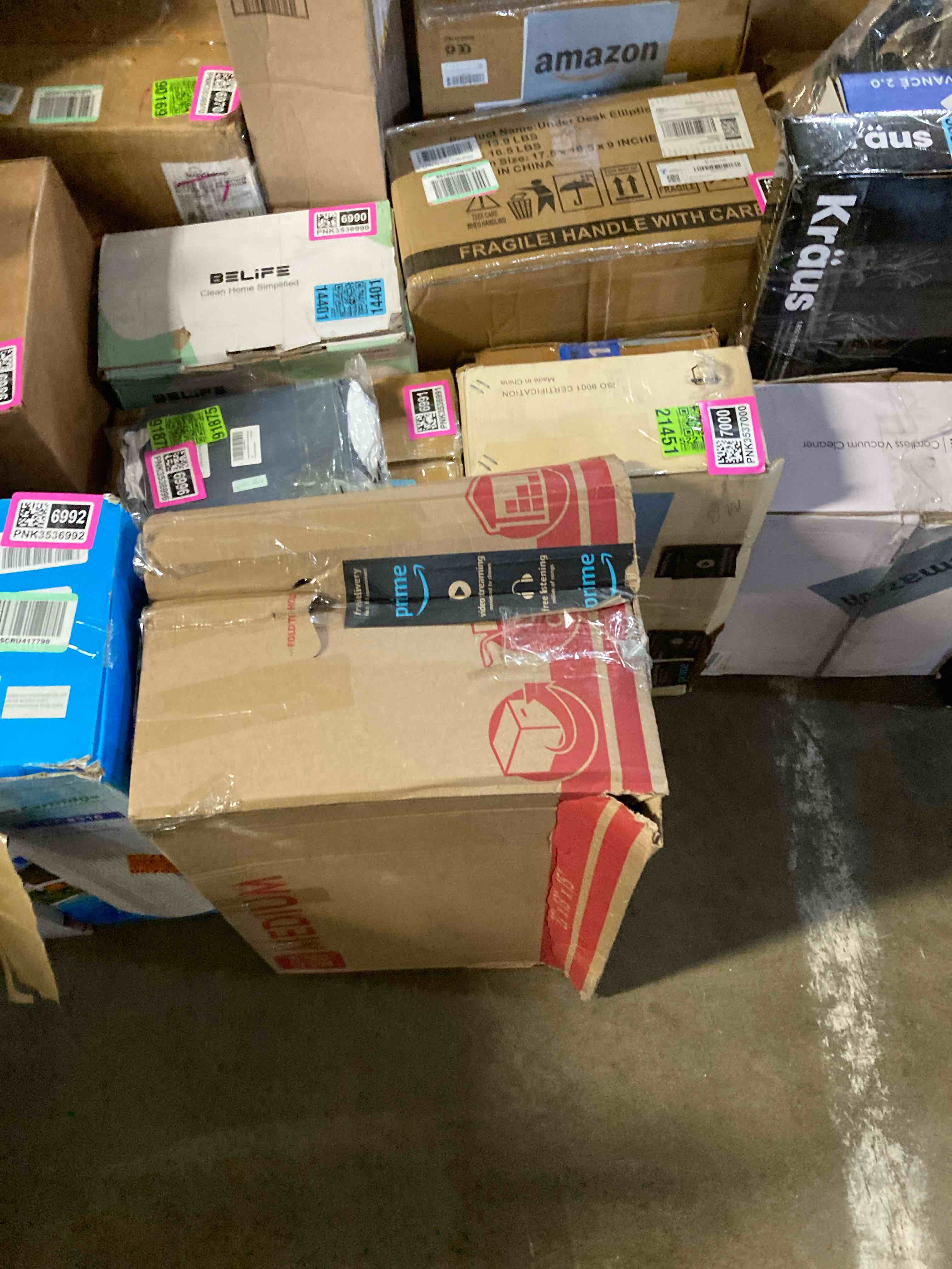 https://s3.amazonaws.com/lotting-images-prod/phillipi/PNK3537004_1755890606212.jpeg