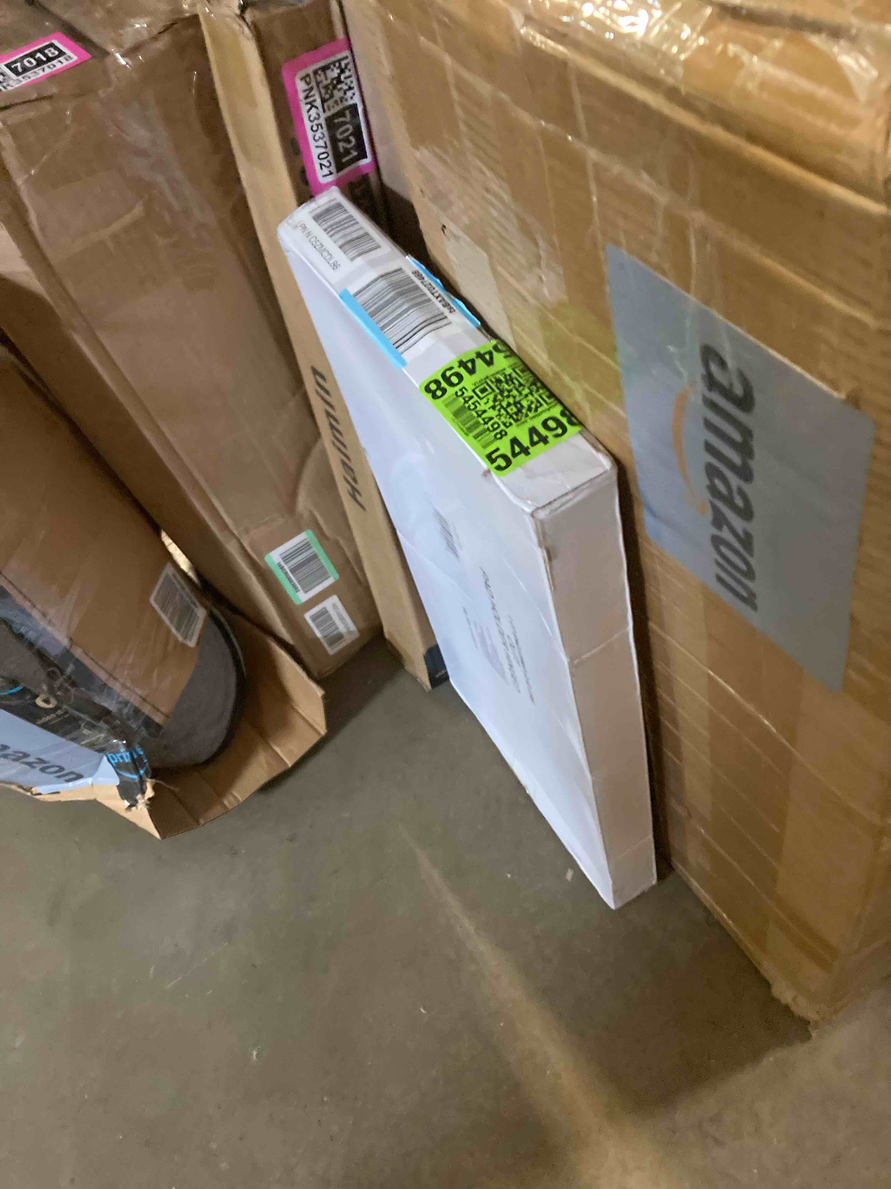 https://s3.amazonaws.com/lotting-images-prod/phillipi/PNK3537023_1755894178338.jpeg