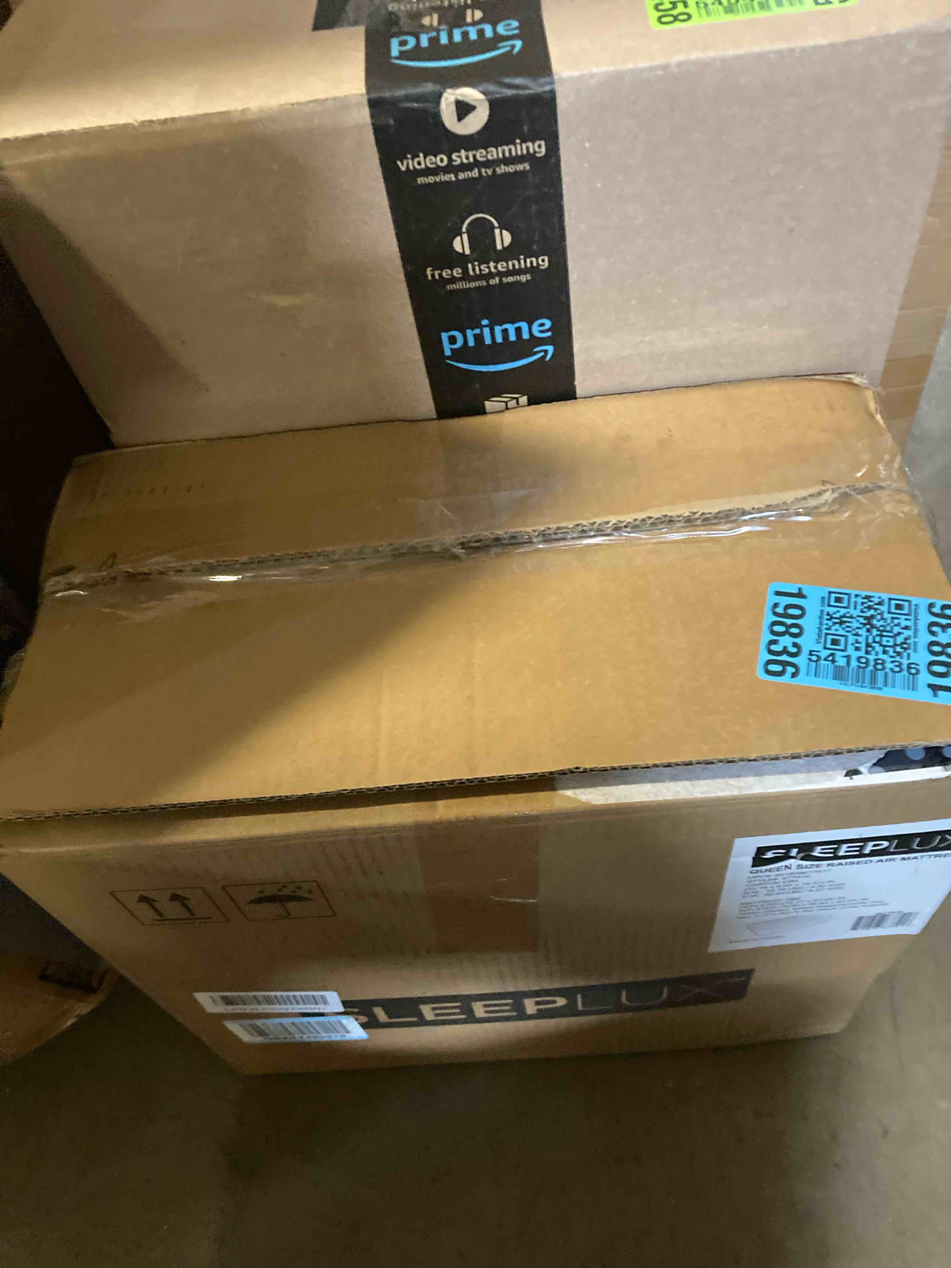 https://s3.amazonaws.com/lotting-images-prod/phillipi/PNK3537025_1755894554518.jpeg