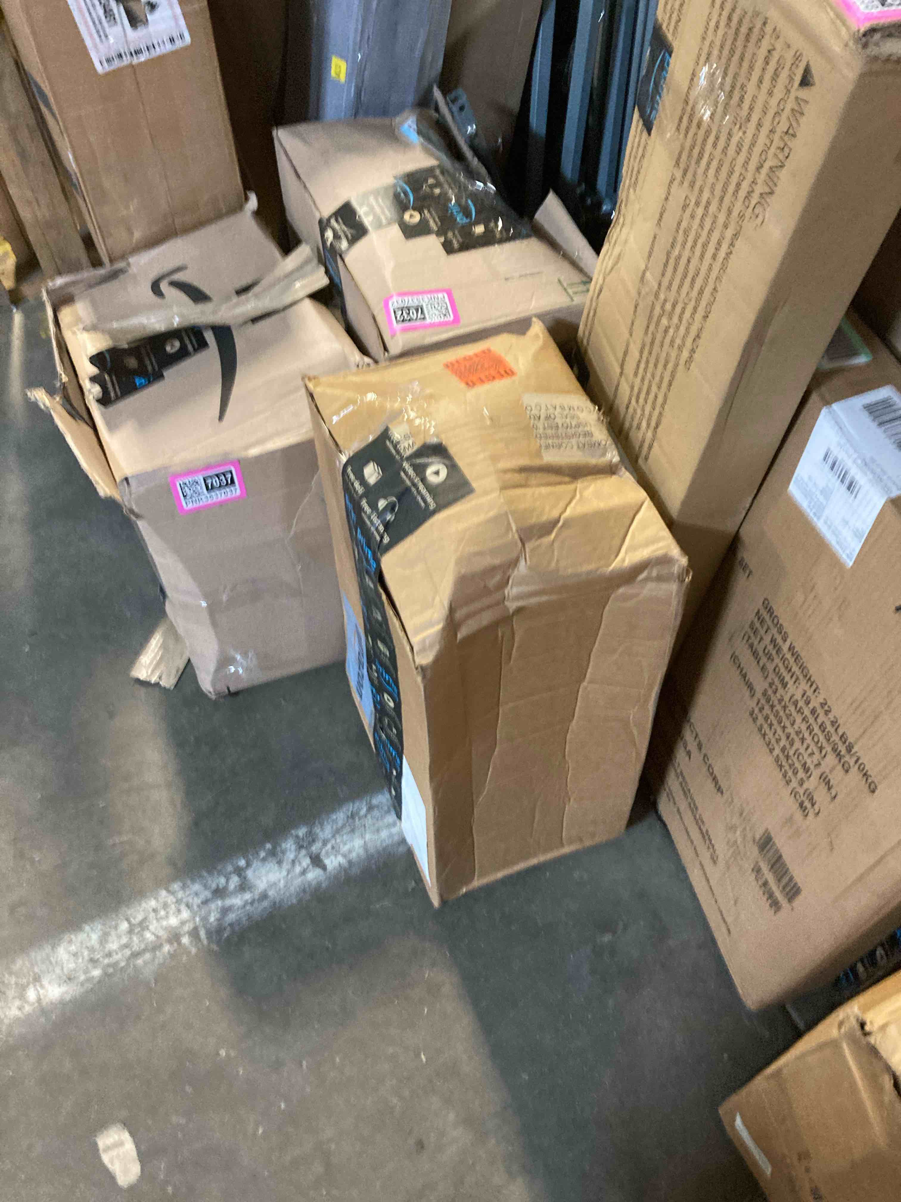 https://s3.amazonaws.com/lotting-images-prod/phillipi/PNK3537039_1755897533879.jpeg