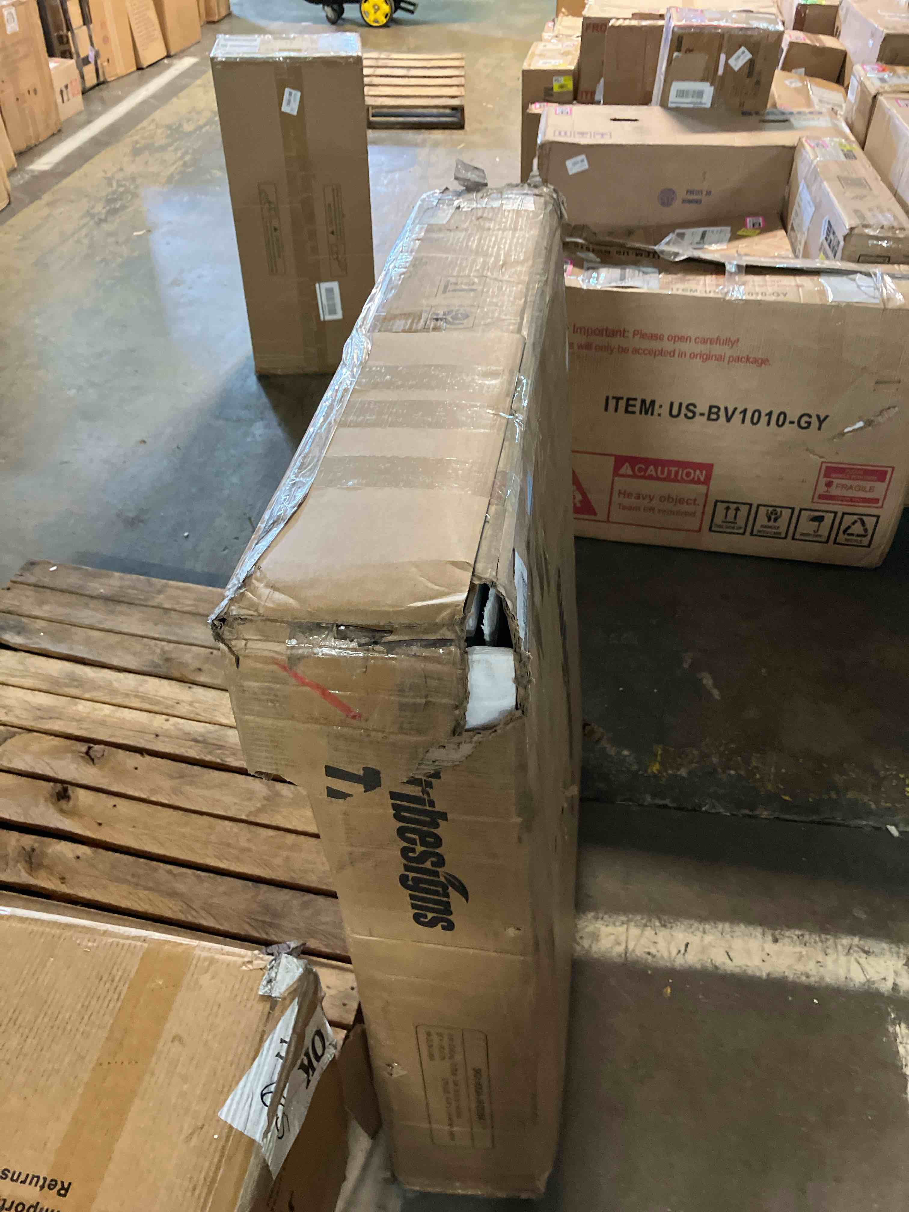https://s3.amazonaws.com/lotting-images-prod/phillipi/PNK3537361_1756219130628.jpeg