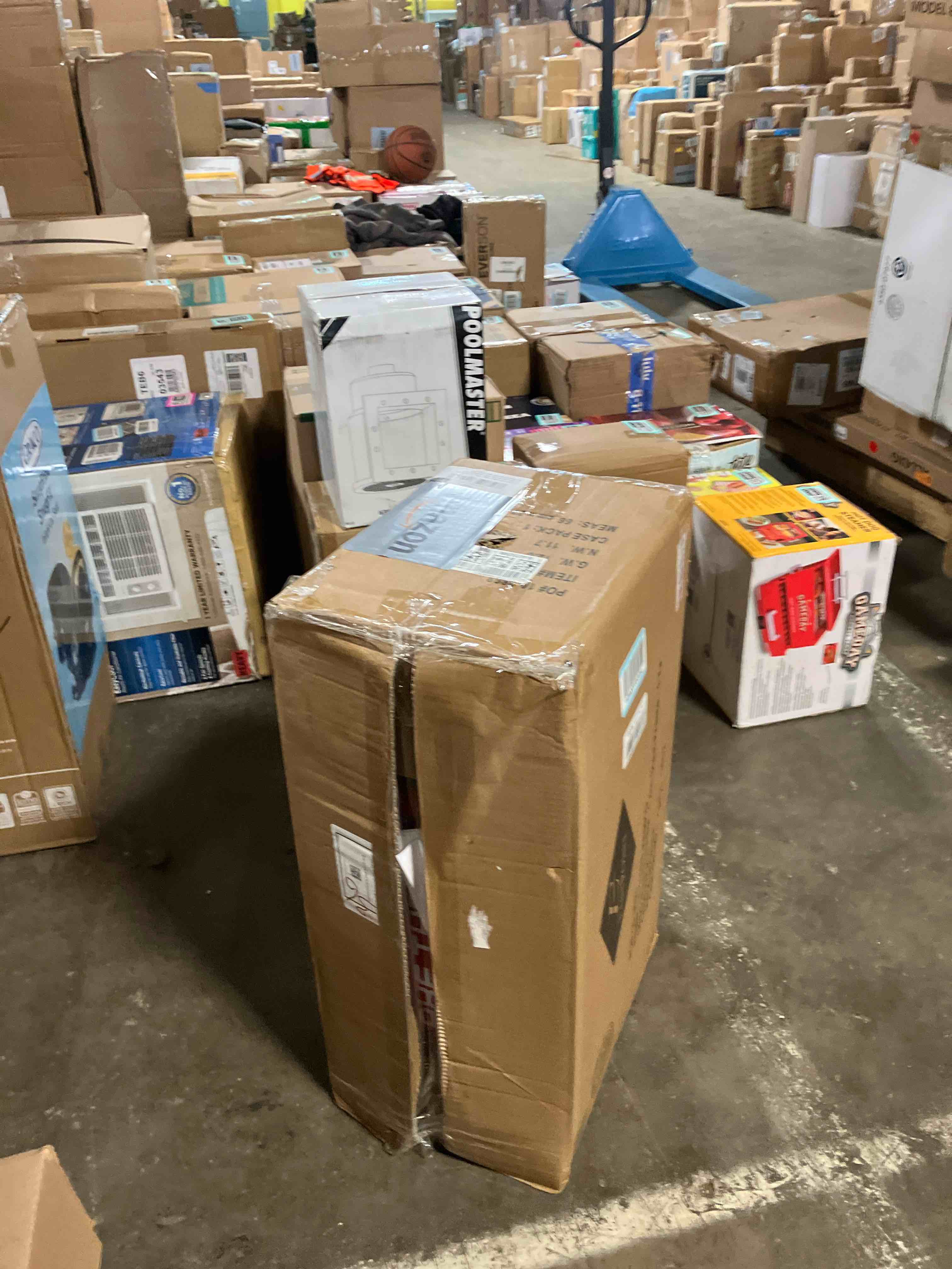 https://s3.amazonaws.com/lotting-images-prod/phillipi/PNK3537700_1756309557855.jpeg