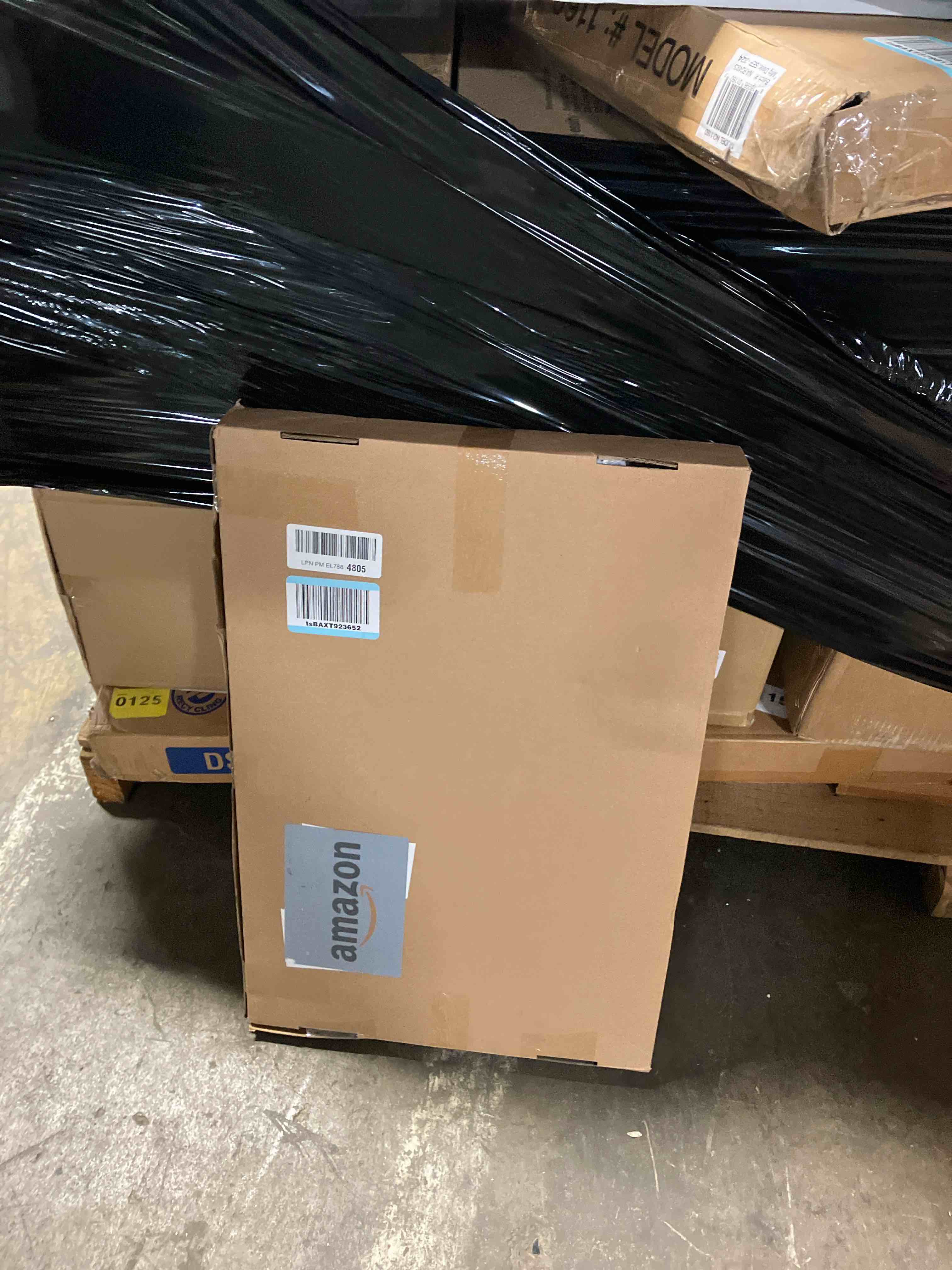 https://s3.amazonaws.com/lotting-images-prod/phillipi/PNK3537704_1756309931569.jpeg