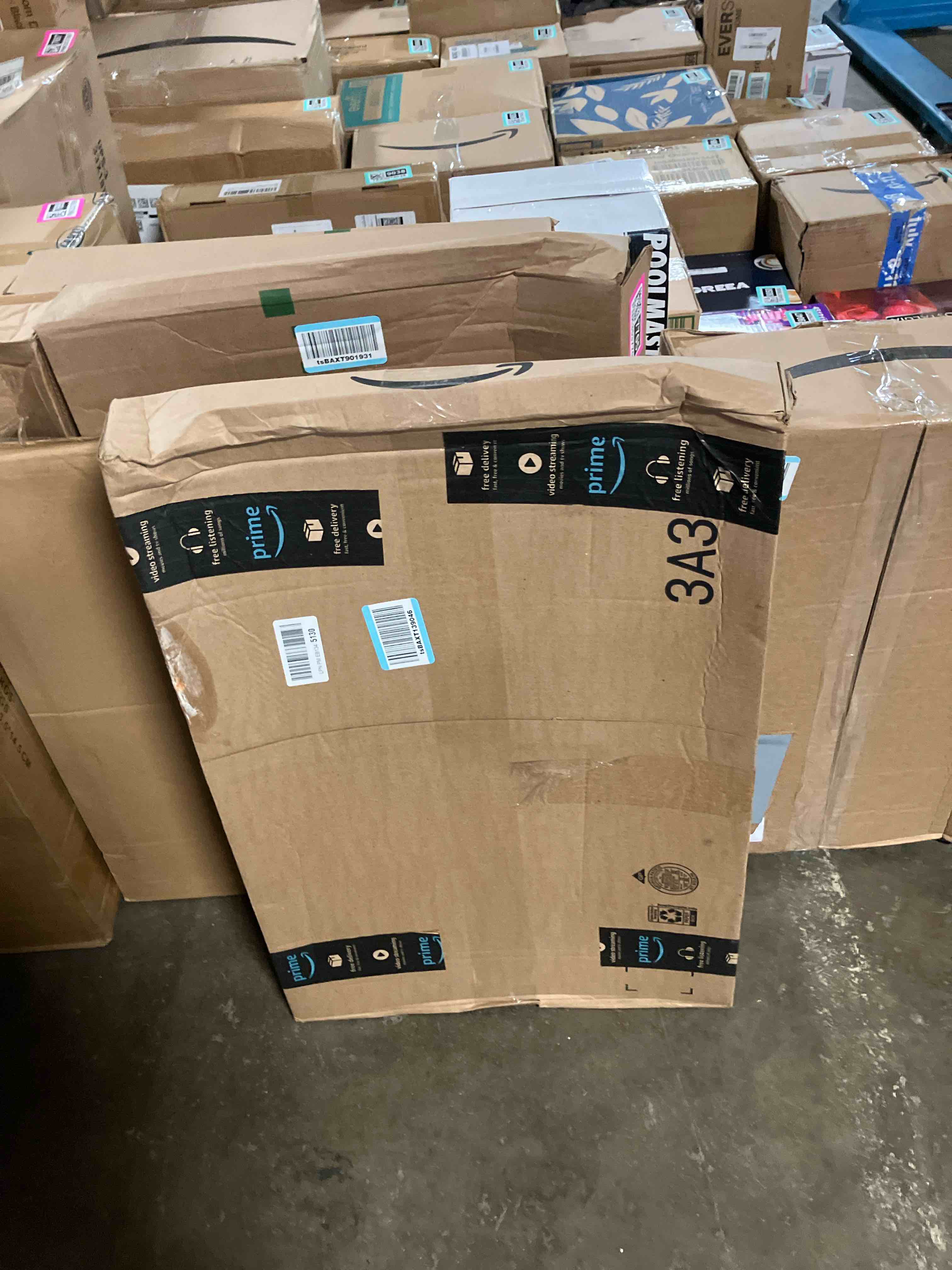 https://s3.amazonaws.com/lotting-images-prod/phillipi/PNK3537710_1756310394754.jpeg