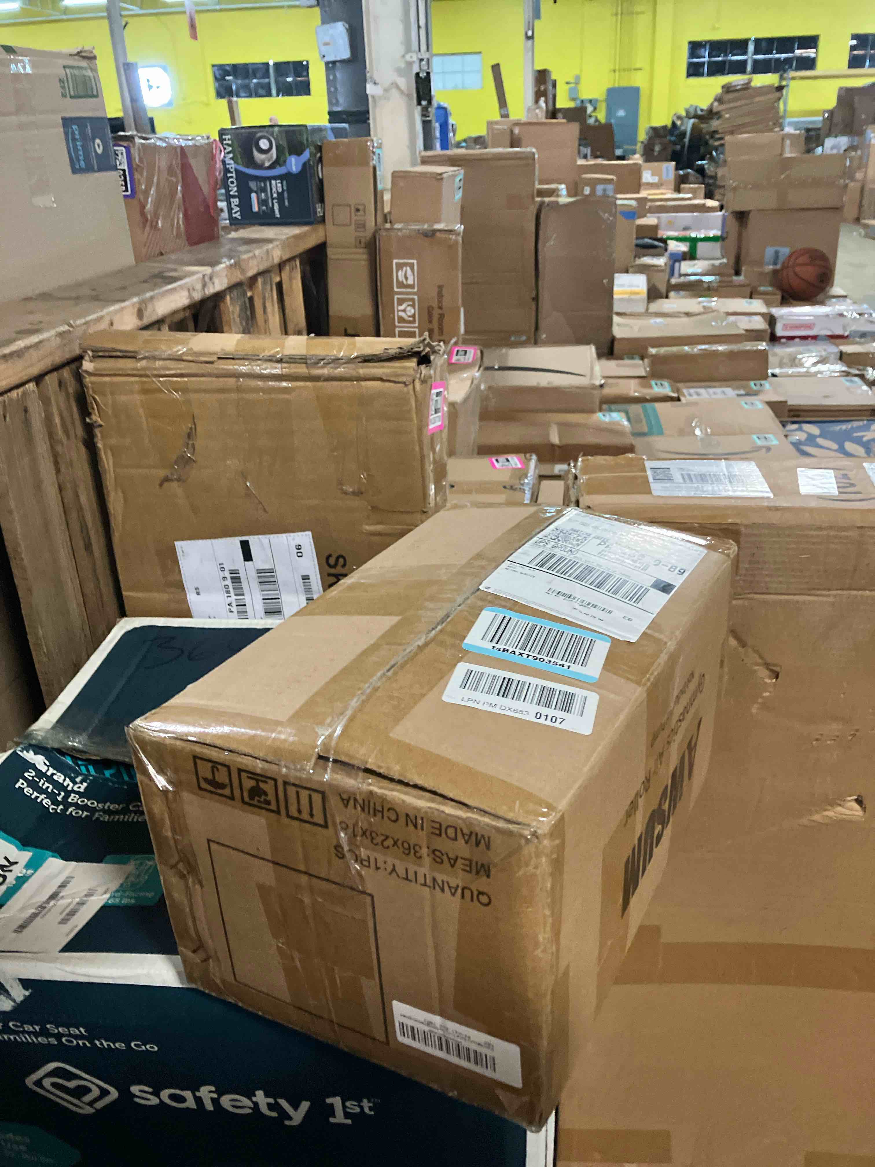 https://s3.amazonaws.com/lotting-images-prod/phillipi/PNK3537714_1756313069510.jpeg