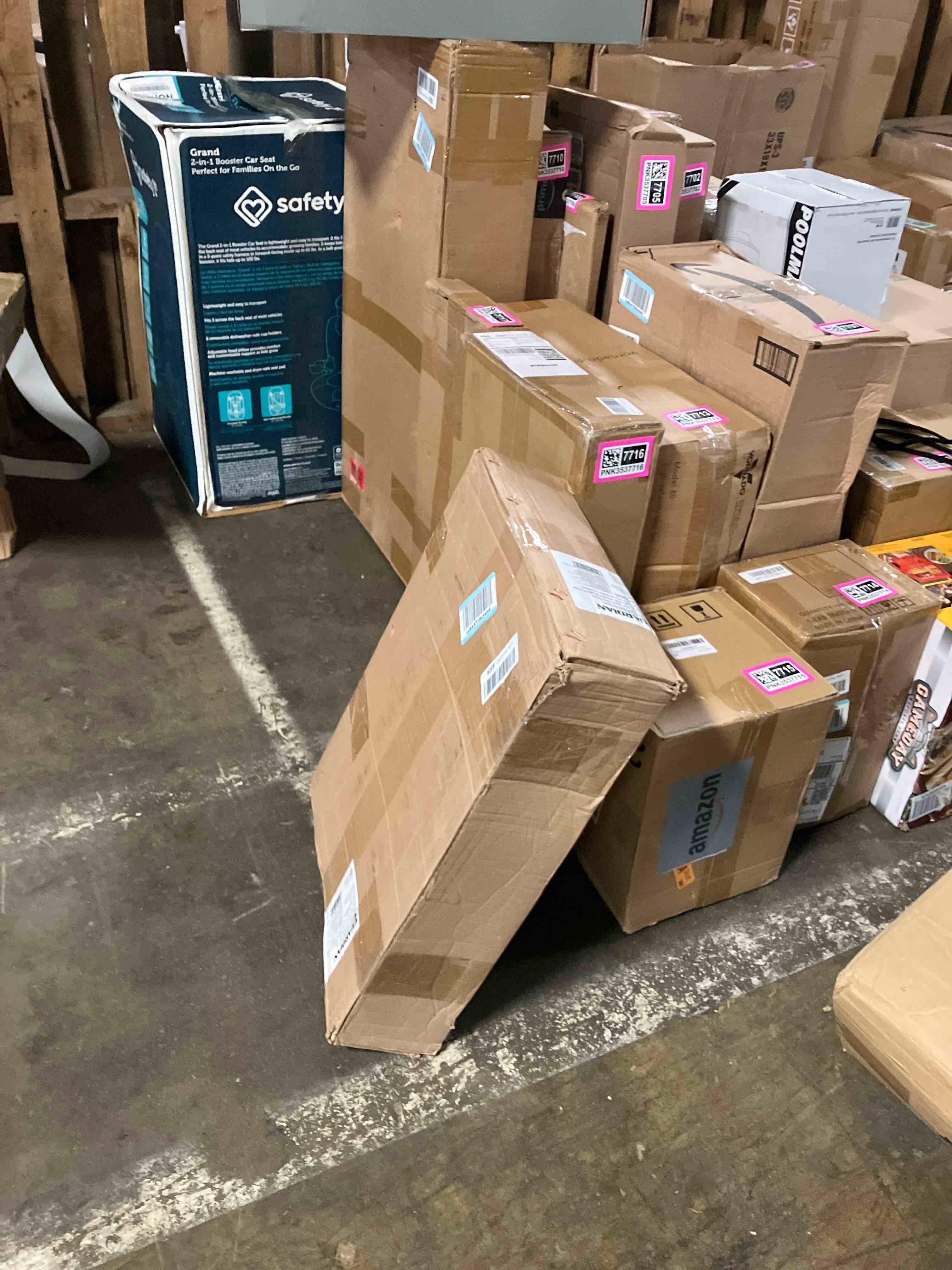 https://s3.amazonaws.com/lotting-images-prod/phillipi/PNK3537718_1756313345775.jpeg