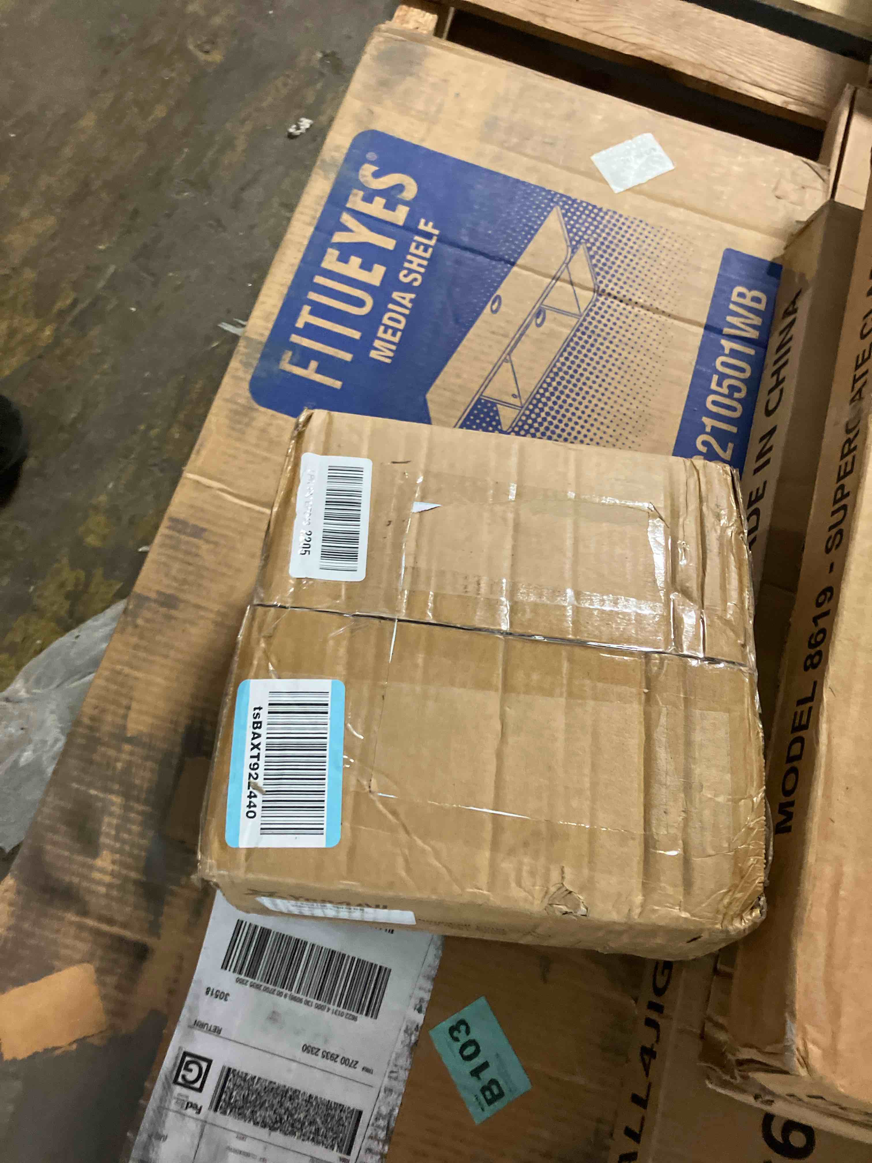 https://s3.amazonaws.com/lotting-images-prod/phillipi/PNK3537740_1756318647933.jpeg