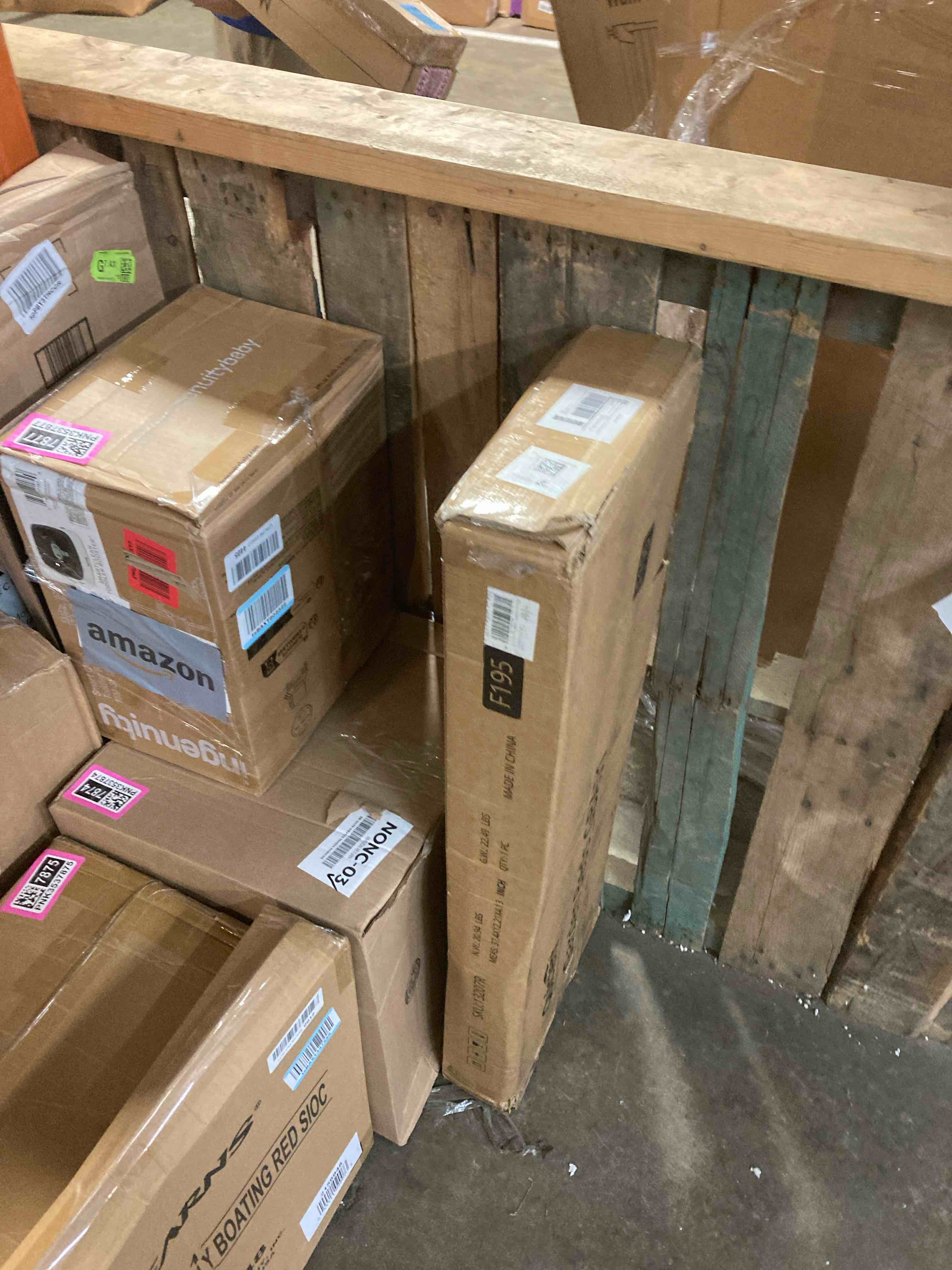 https://s3.amazonaws.com/lotting-images-prod/phillipi/PNK3537878_1756322402950.jpeg