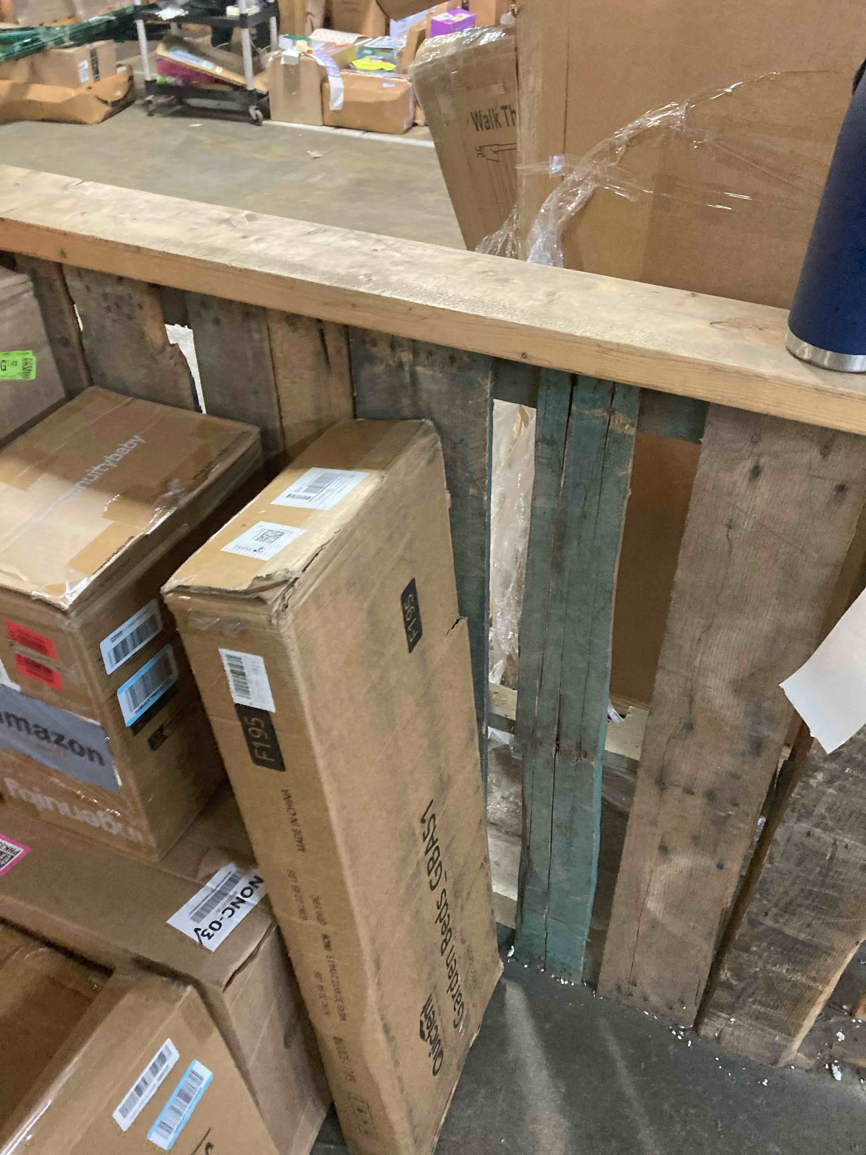 https://s3.amazonaws.com/lotting-images-prod/phillipi/PNK3537878_1756322413569.jpeg