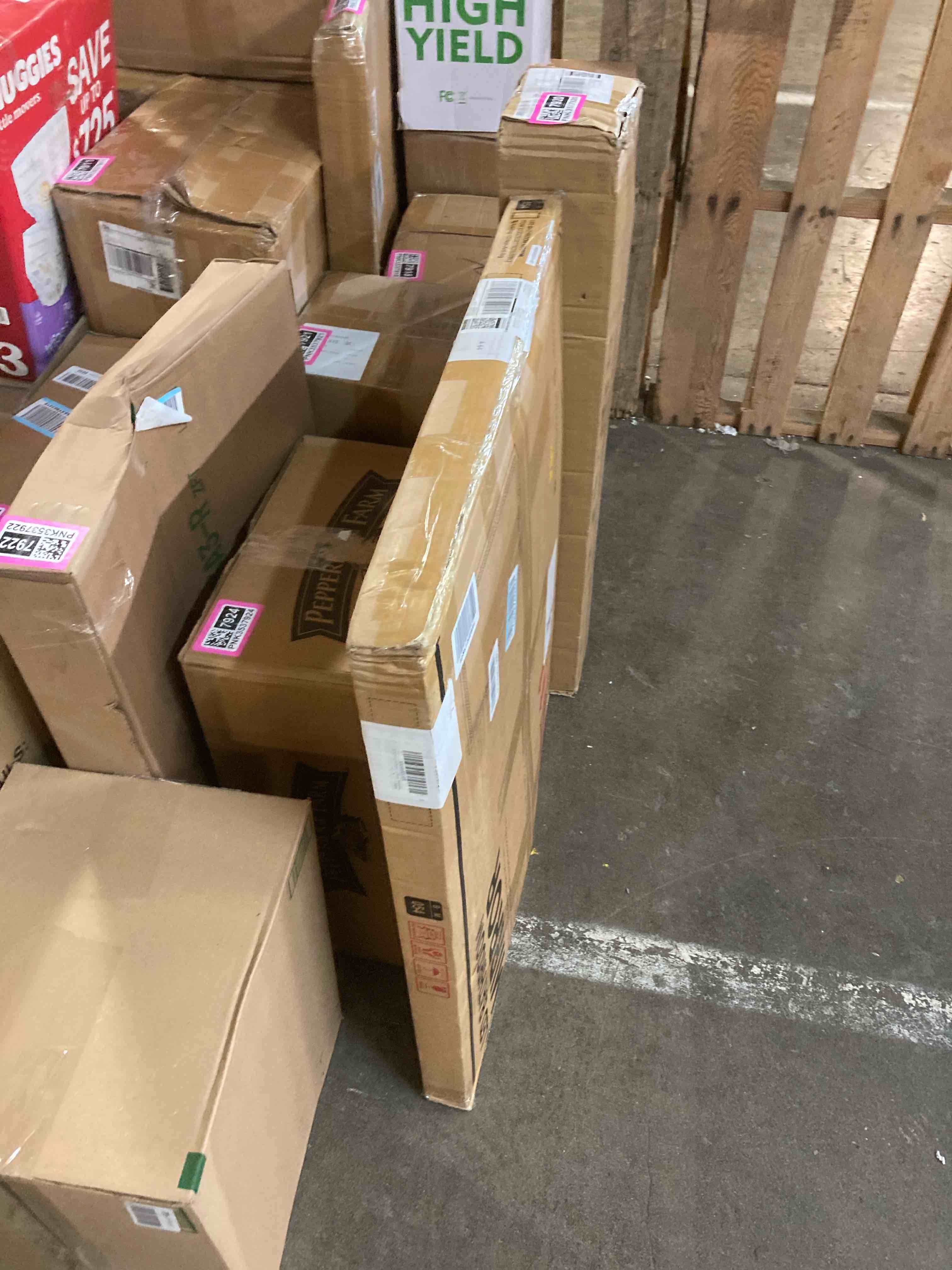 https://s3.amazonaws.com/lotting-images-prod/phillipi/PNK3537926_1756327042464.jpeg