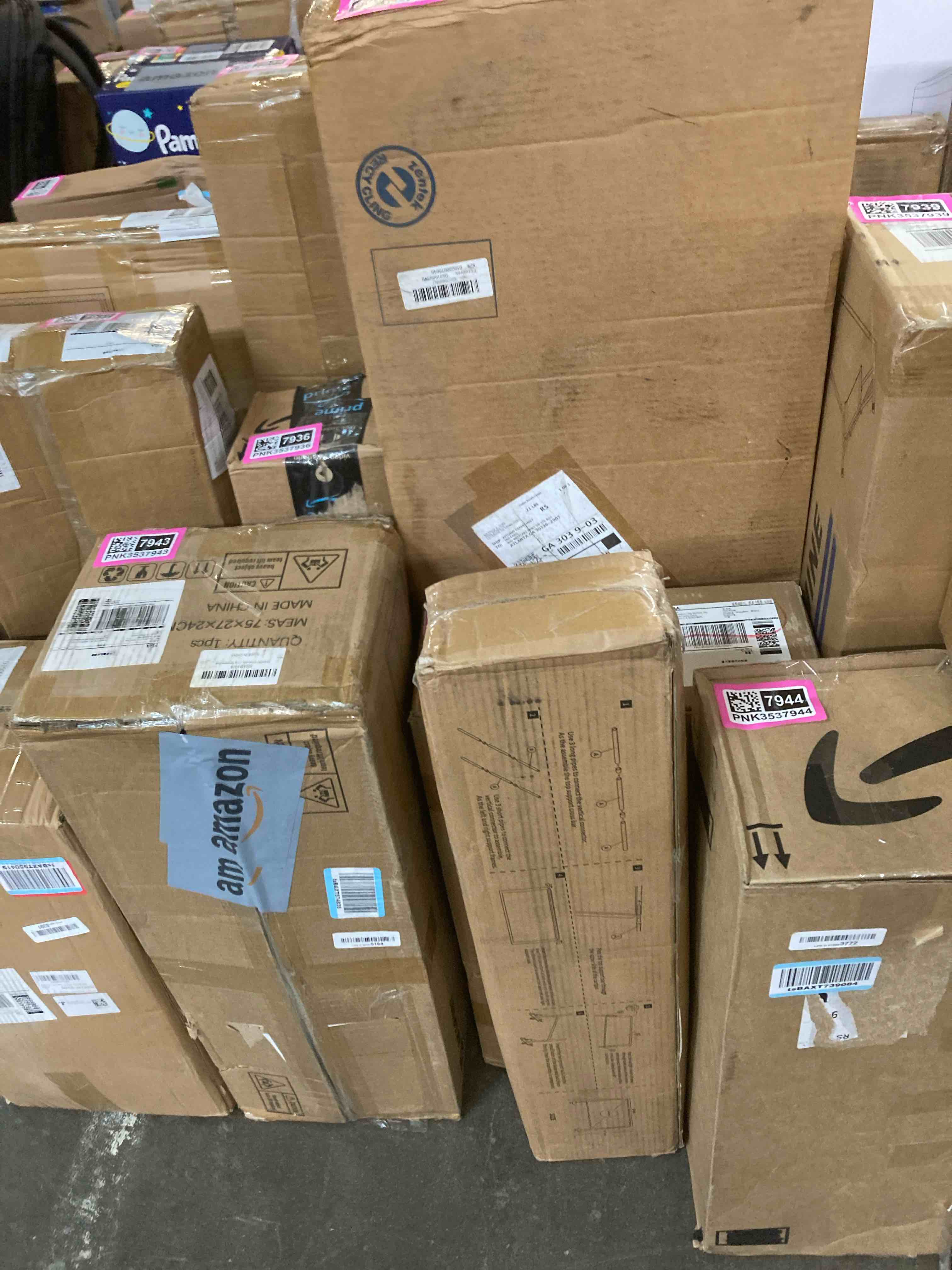 https://s3.amazonaws.com/lotting-images-prod/phillipi/PNK3537951_1756396427424.jpeg