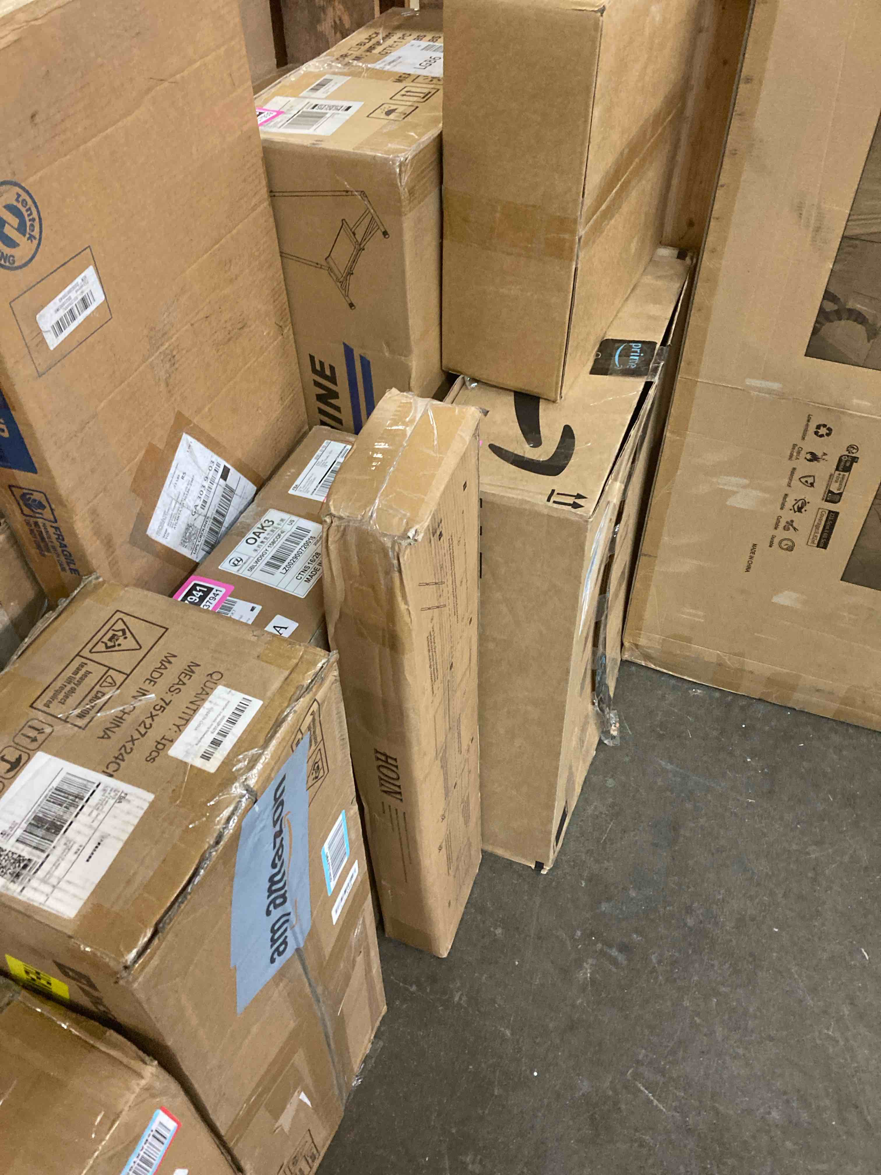 https://s3.amazonaws.com/lotting-images-prod/phillipi/PNK3537951_1756396431389.jpeg