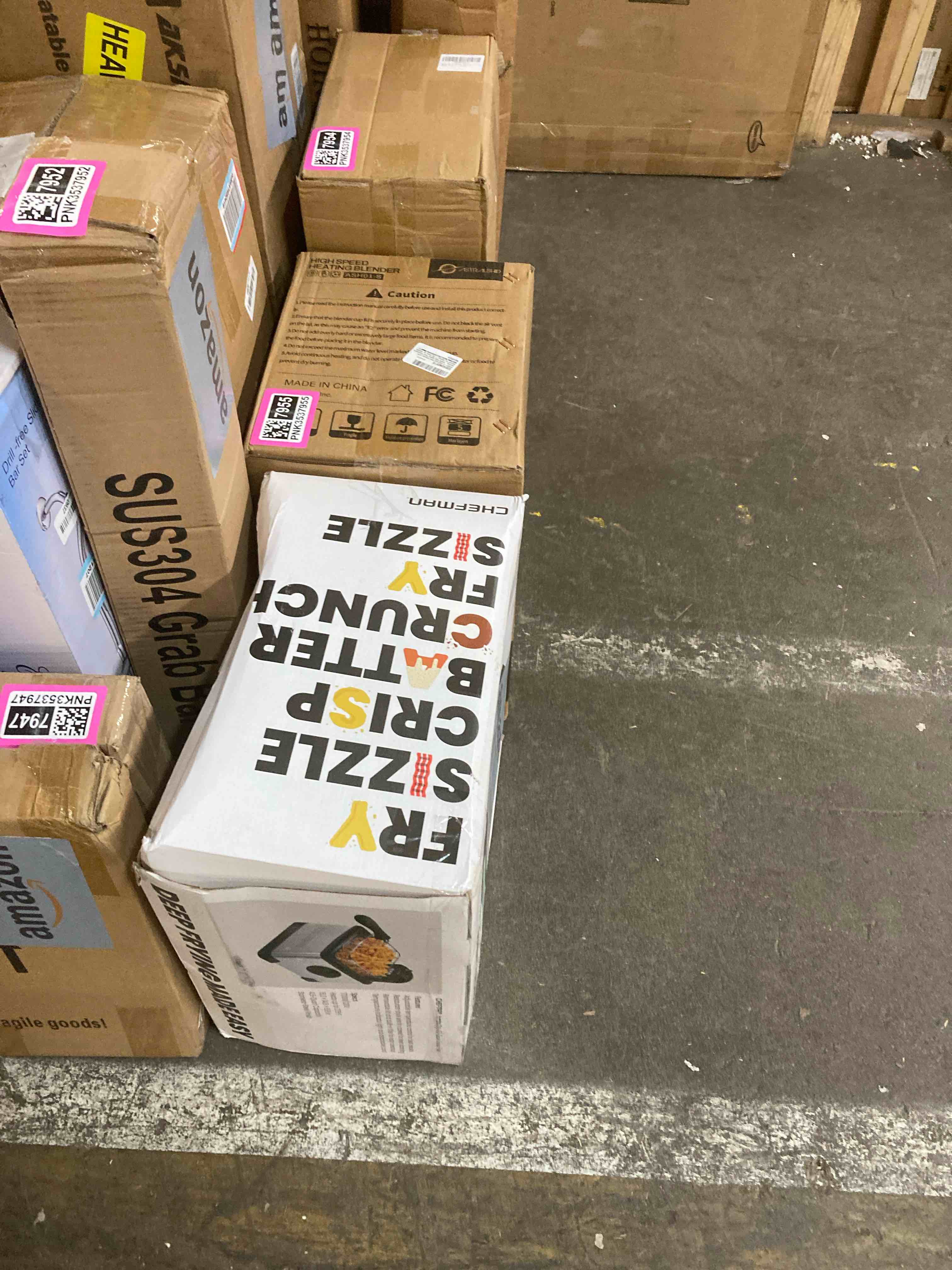 https://s3.amazonaws.com/lotting-images-prod/phillipi/PNK3537956_1756396801202.jpeg