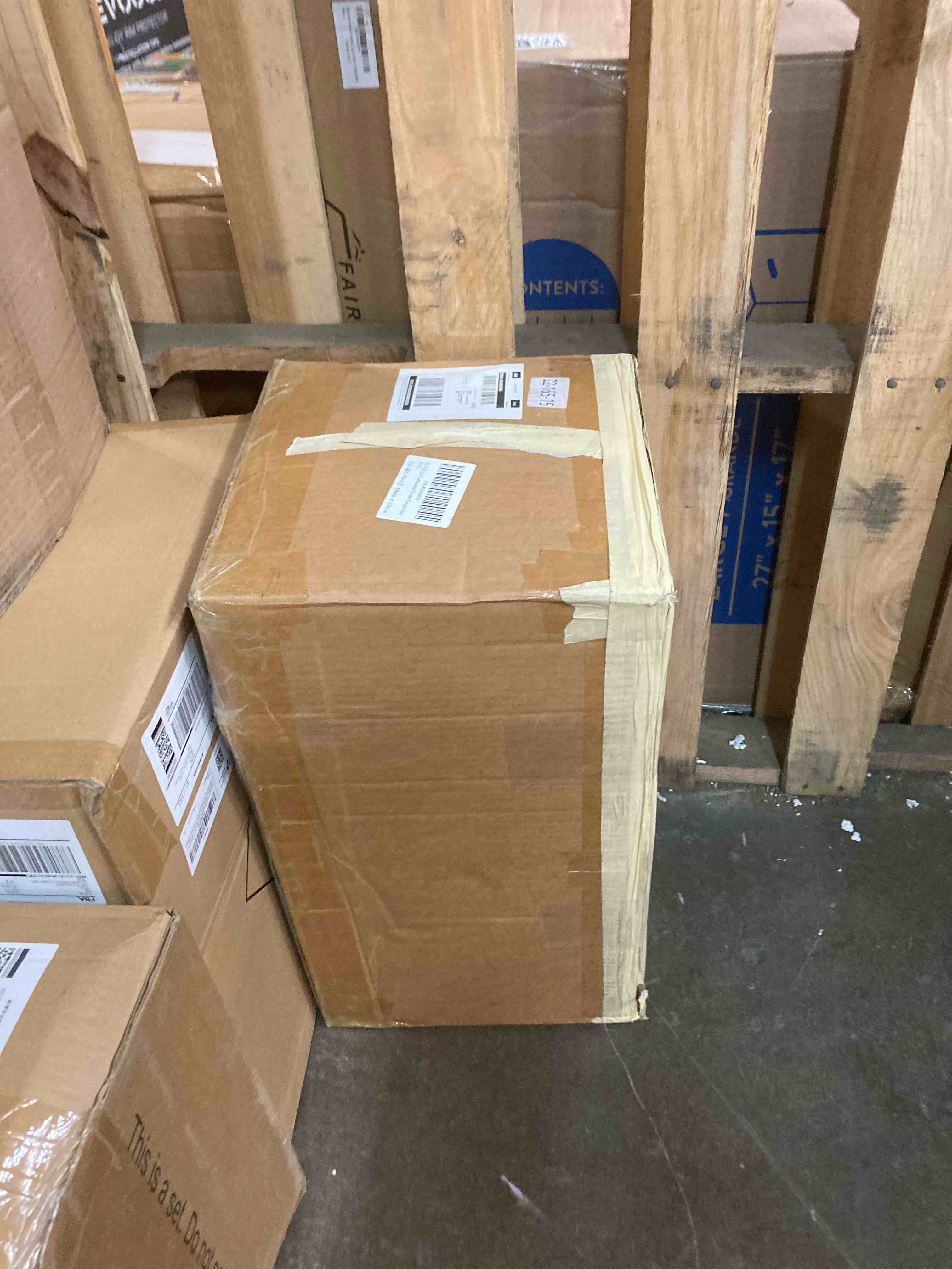 https://s3.amazonaws.com/lotting-images-prod/phillipi/PNK3537976_1756399173829.jpeg