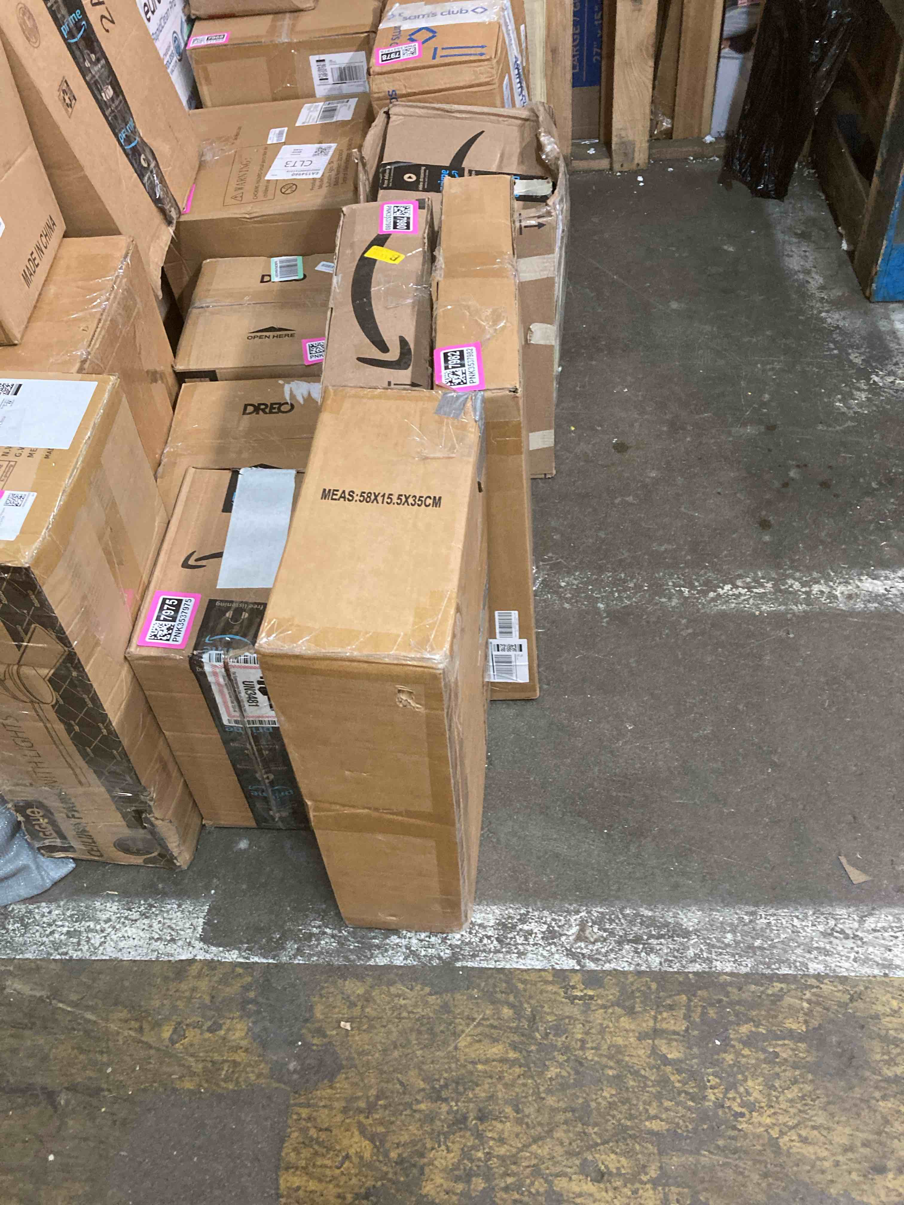https://s3.amazonaws.com/lotting-images-prod/phillipi/PNK3537983_1756400164040.jpeg