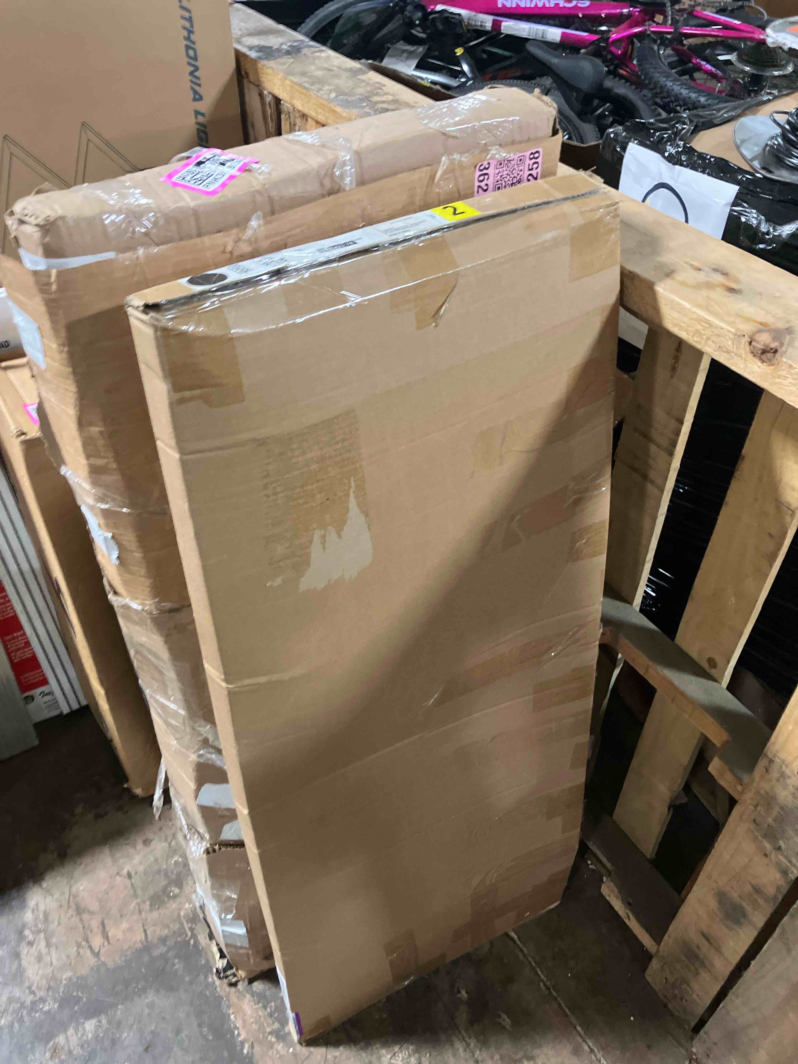 https://s3.amazonaws.com/lotting-images-prod/phillipi/PNK3538038_1753451163641.jpeg