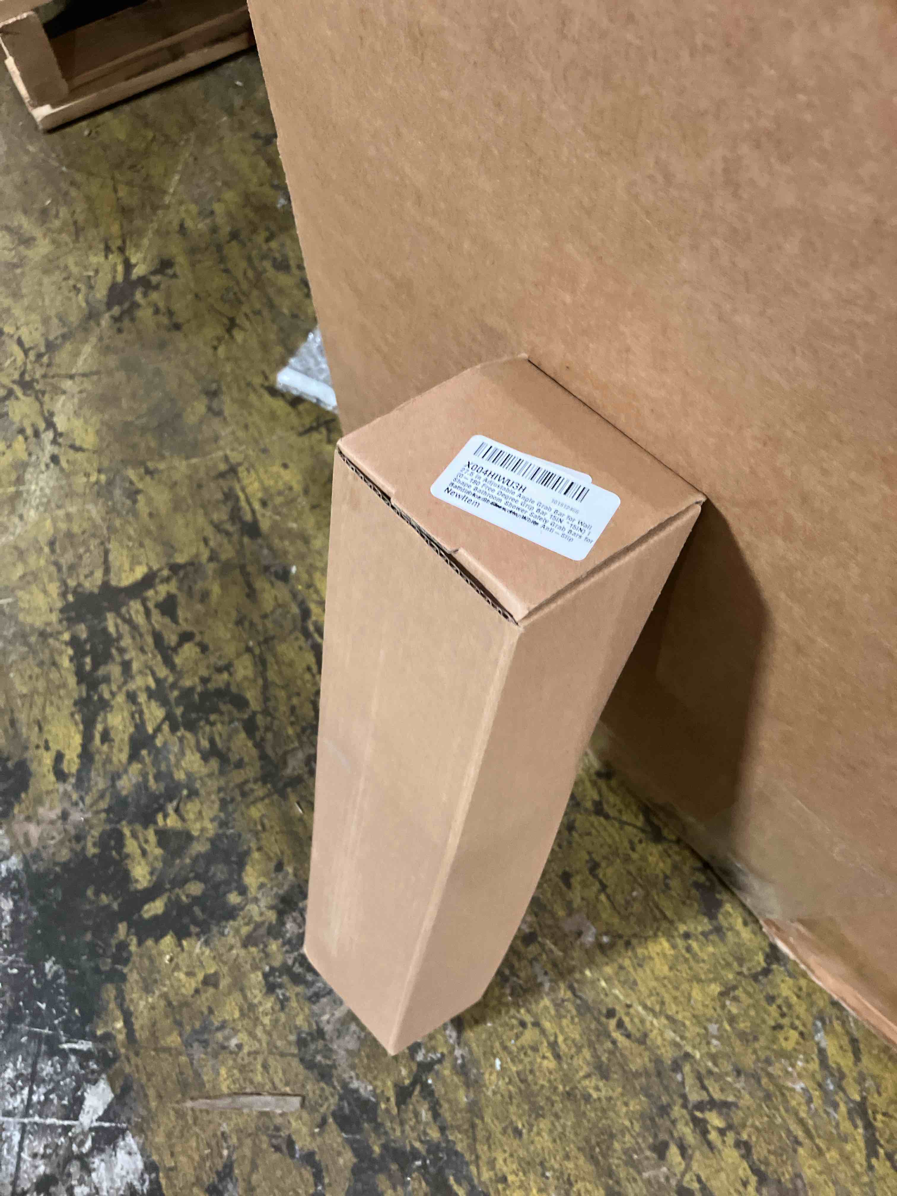 https://s3.amazonaws.com/lotting-images-prod/phillipi/PNK3538099_1753470060479.jpeg