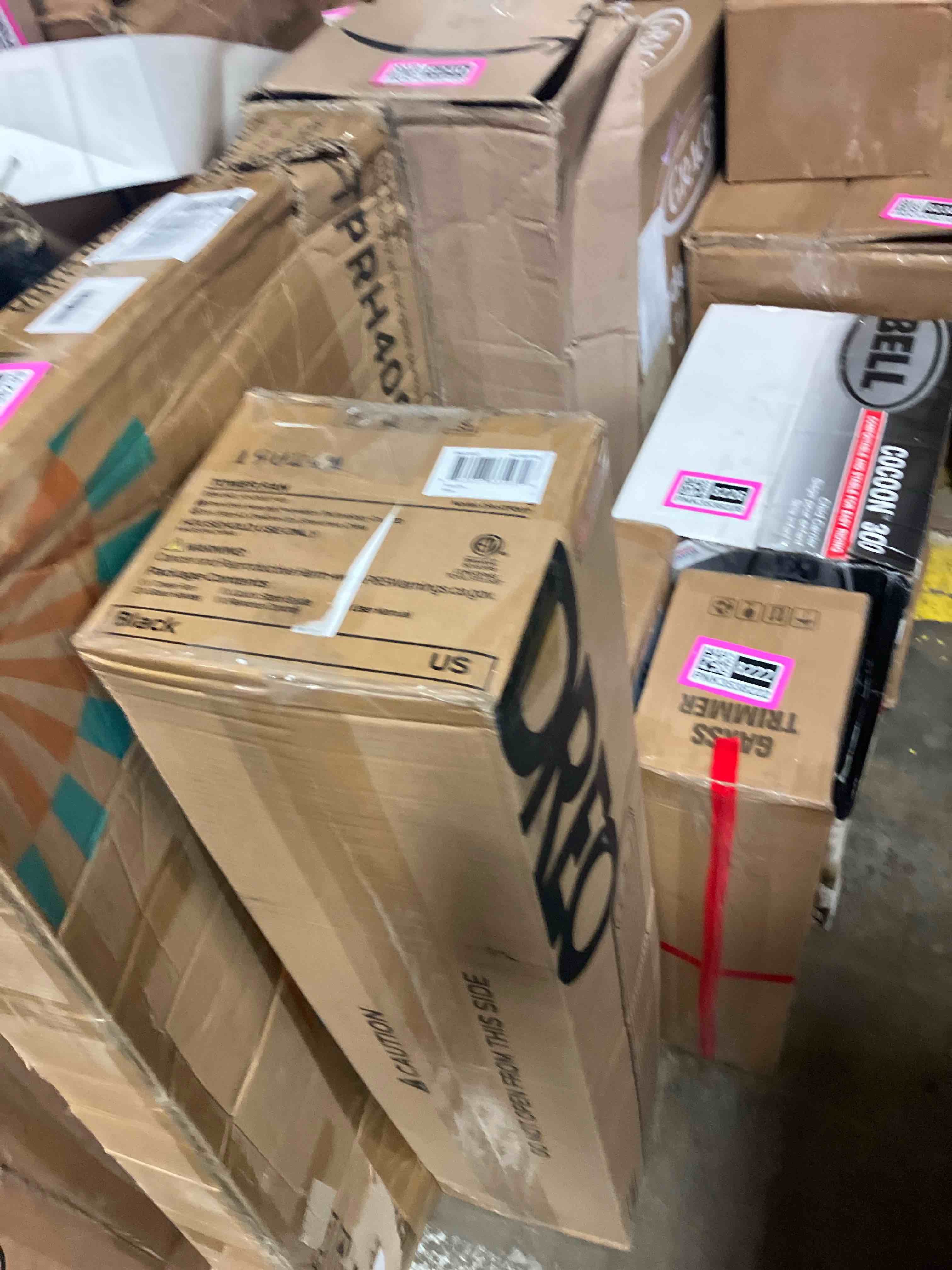 https://s3.amazonaws.com/lotting-images-prod/phillipi/PNK3538221_1753380391369.jpeg