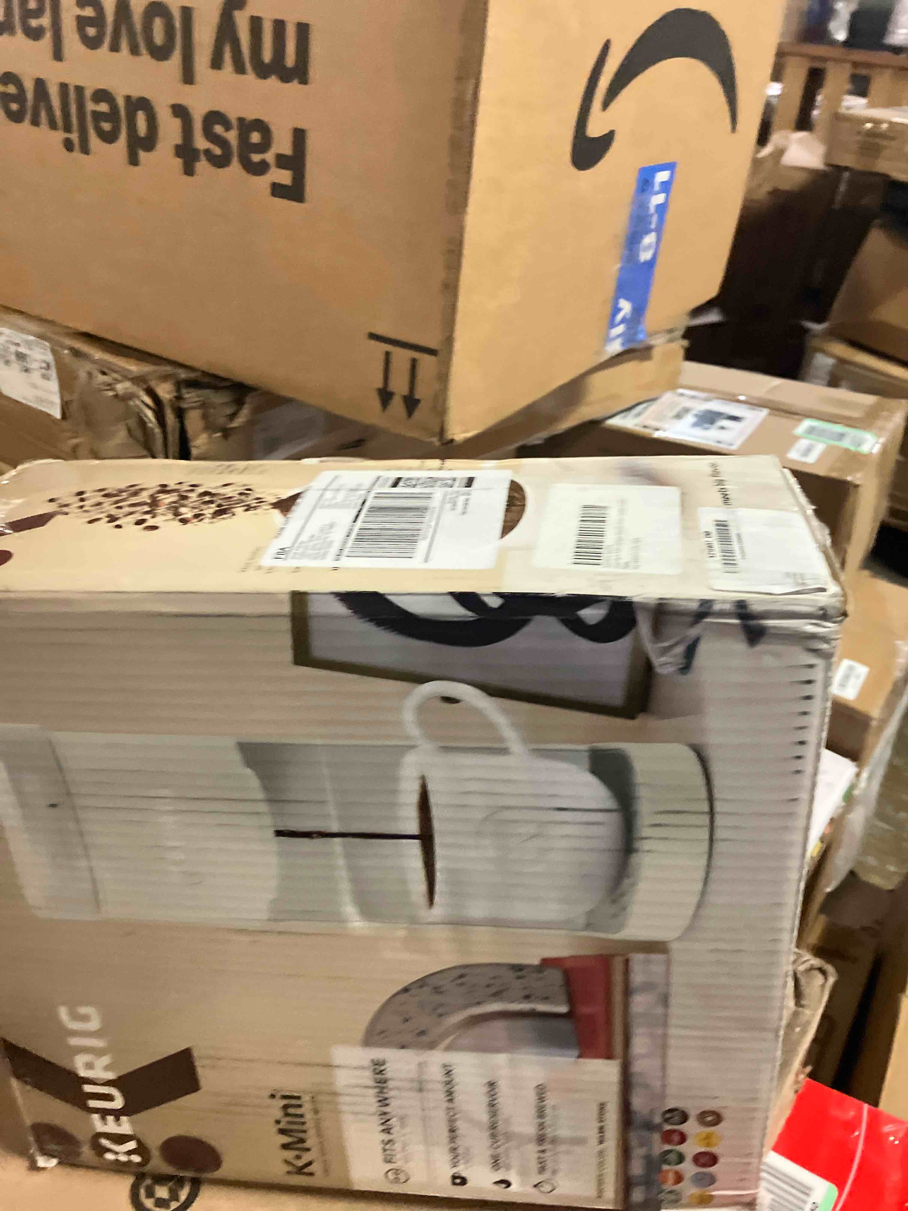 https://s3.amazonaws.com/lotting-images-prod/phillipi/PNK3538228_1753379894656.jpeg