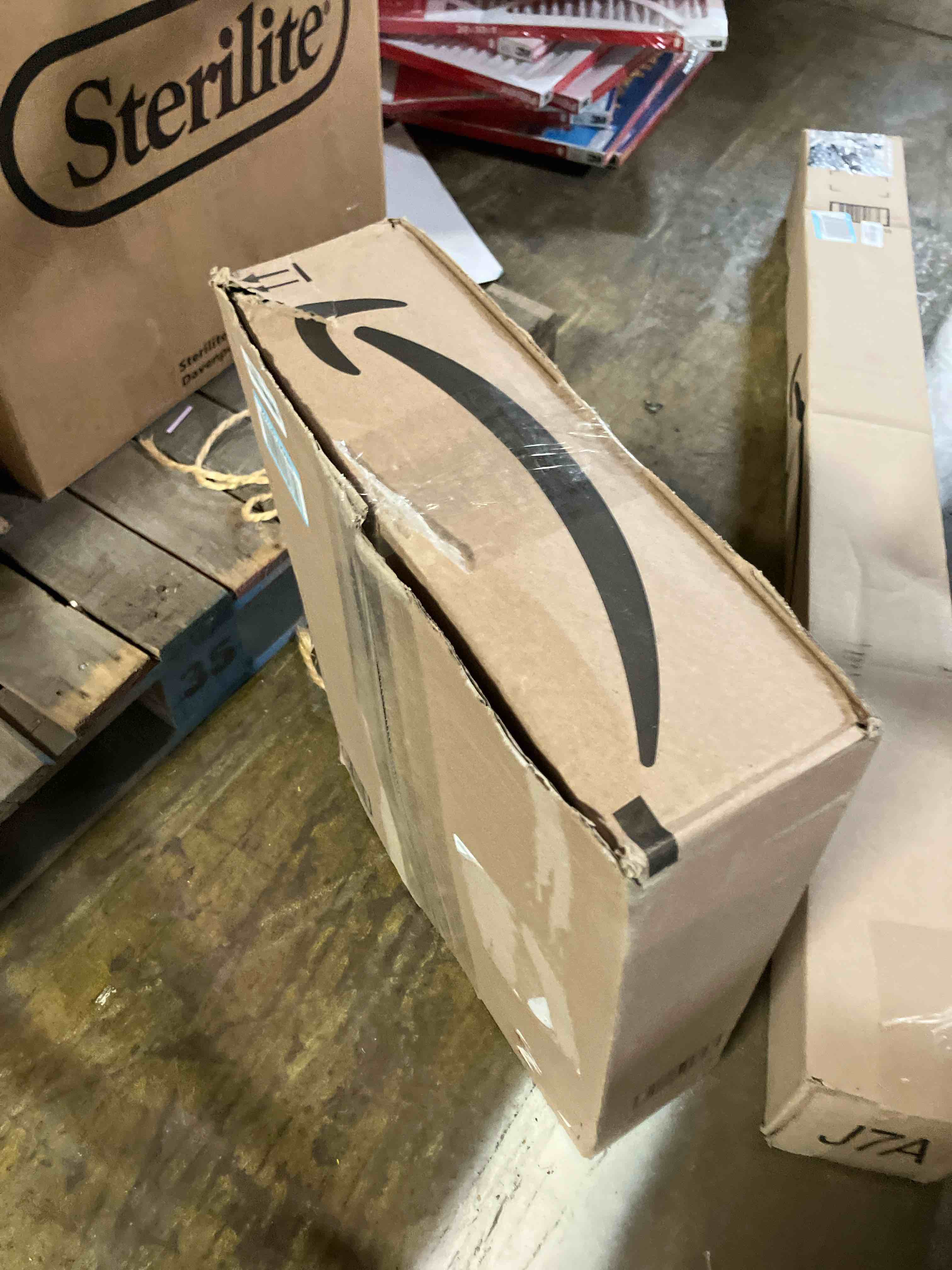 https://s3.amazonaws.com/lotting-images-prod/phillipi/PNK3538403_1753471169659.jpeg