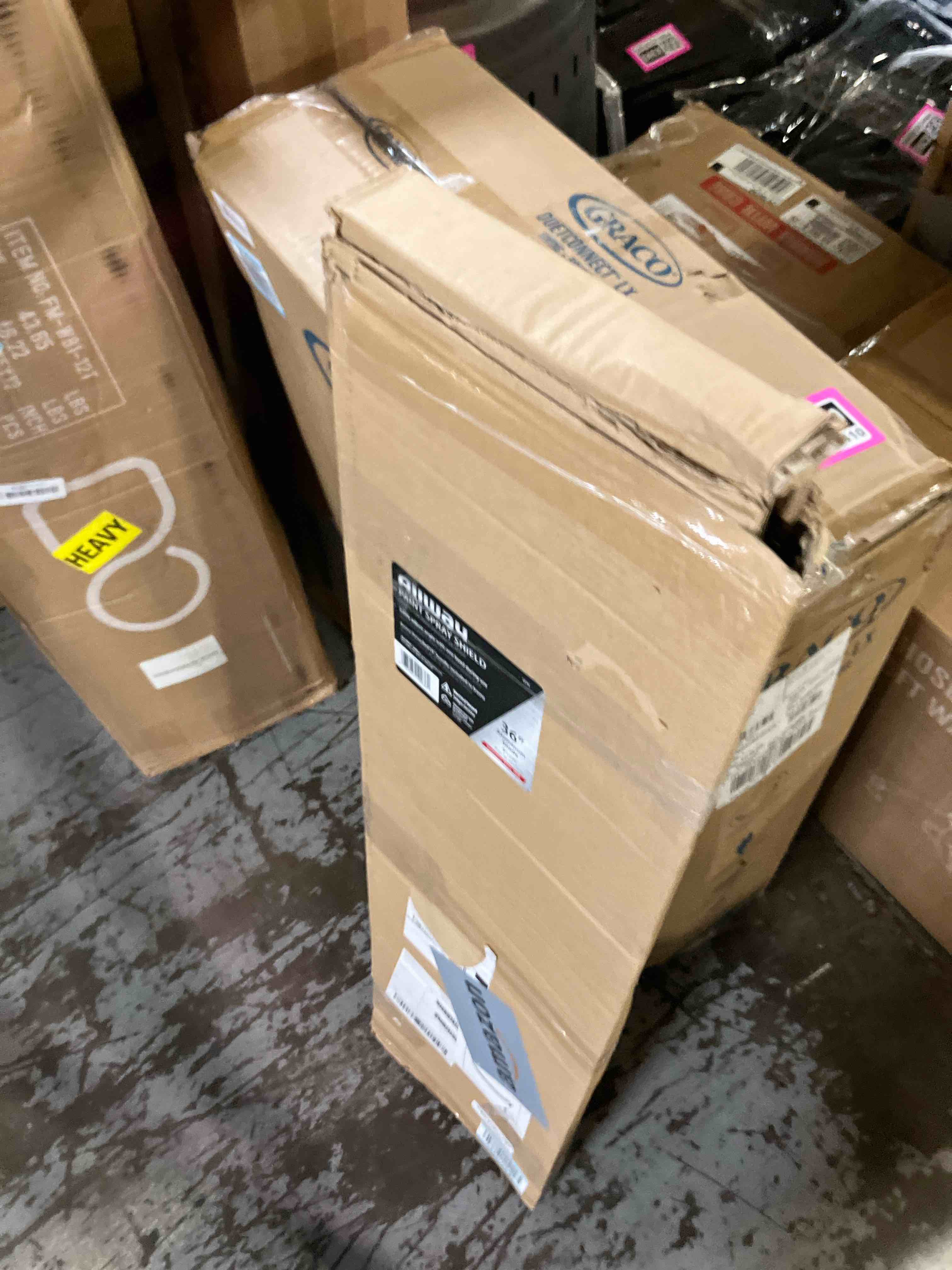 https://s3.amazonaws.com/lotting-images-prod/phillipi/PNK3538412_1753472463480.jpeg