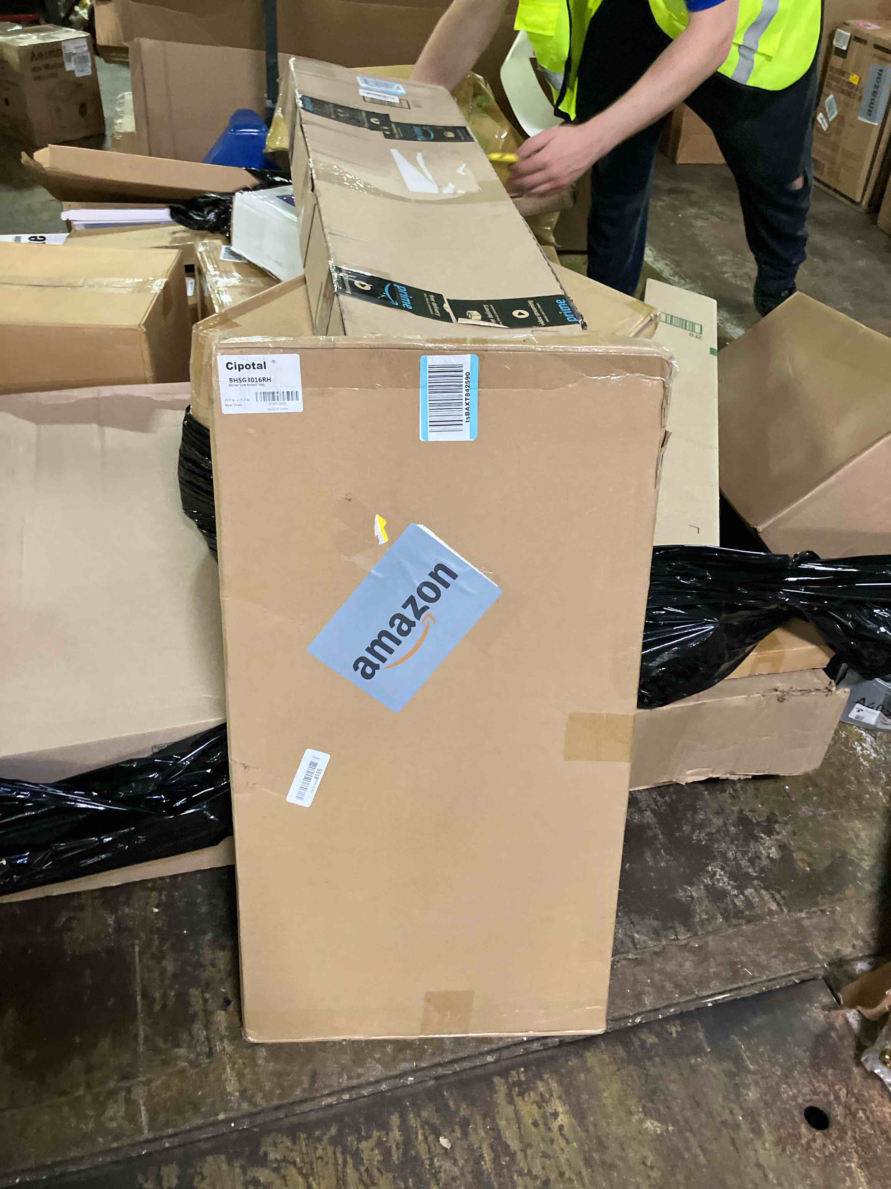 https://s3.amazonaws.com/lotting-images-prod/phillipi/PNK3538480_1753480128221.jpeg