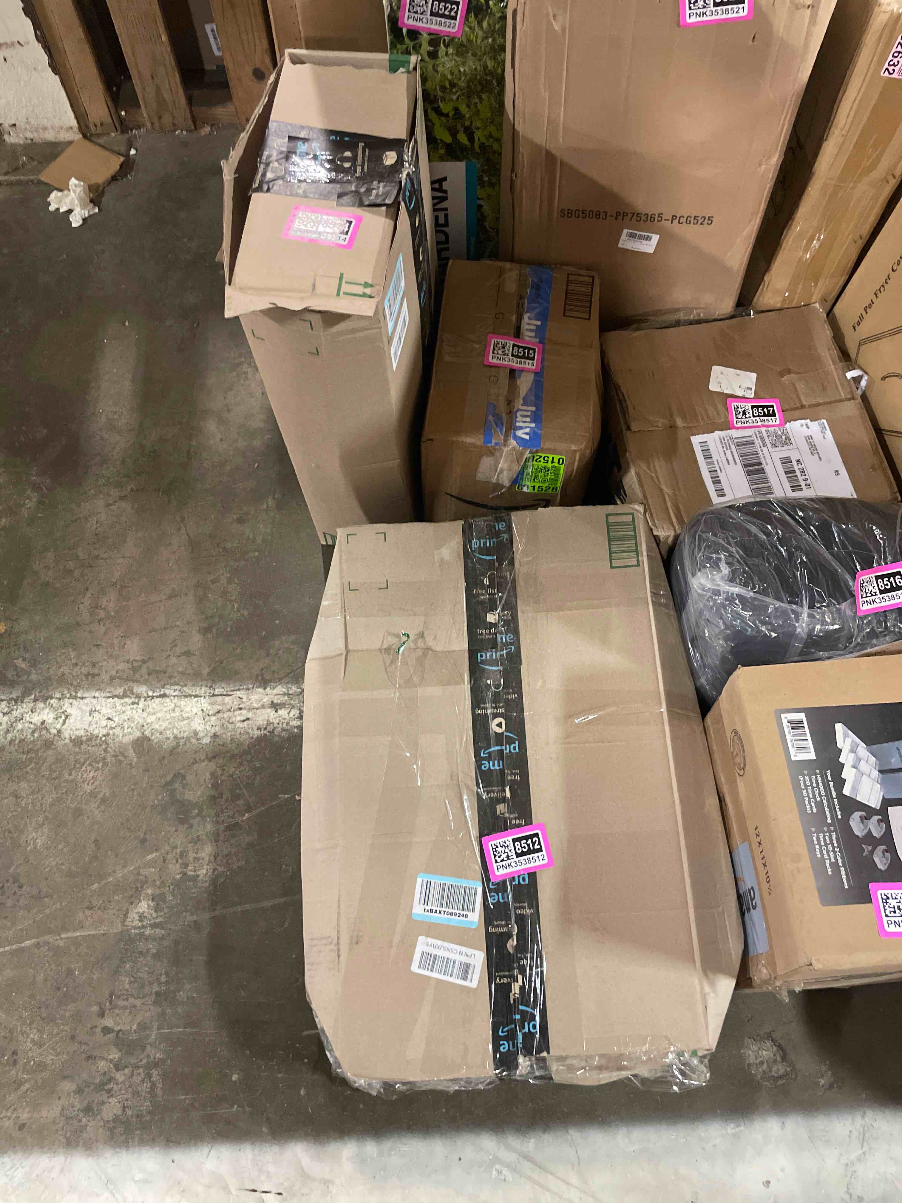https://s3.amazonaws.com/lotting-images-prod/phillipi/PNK3538512_1755183411187.jpeg