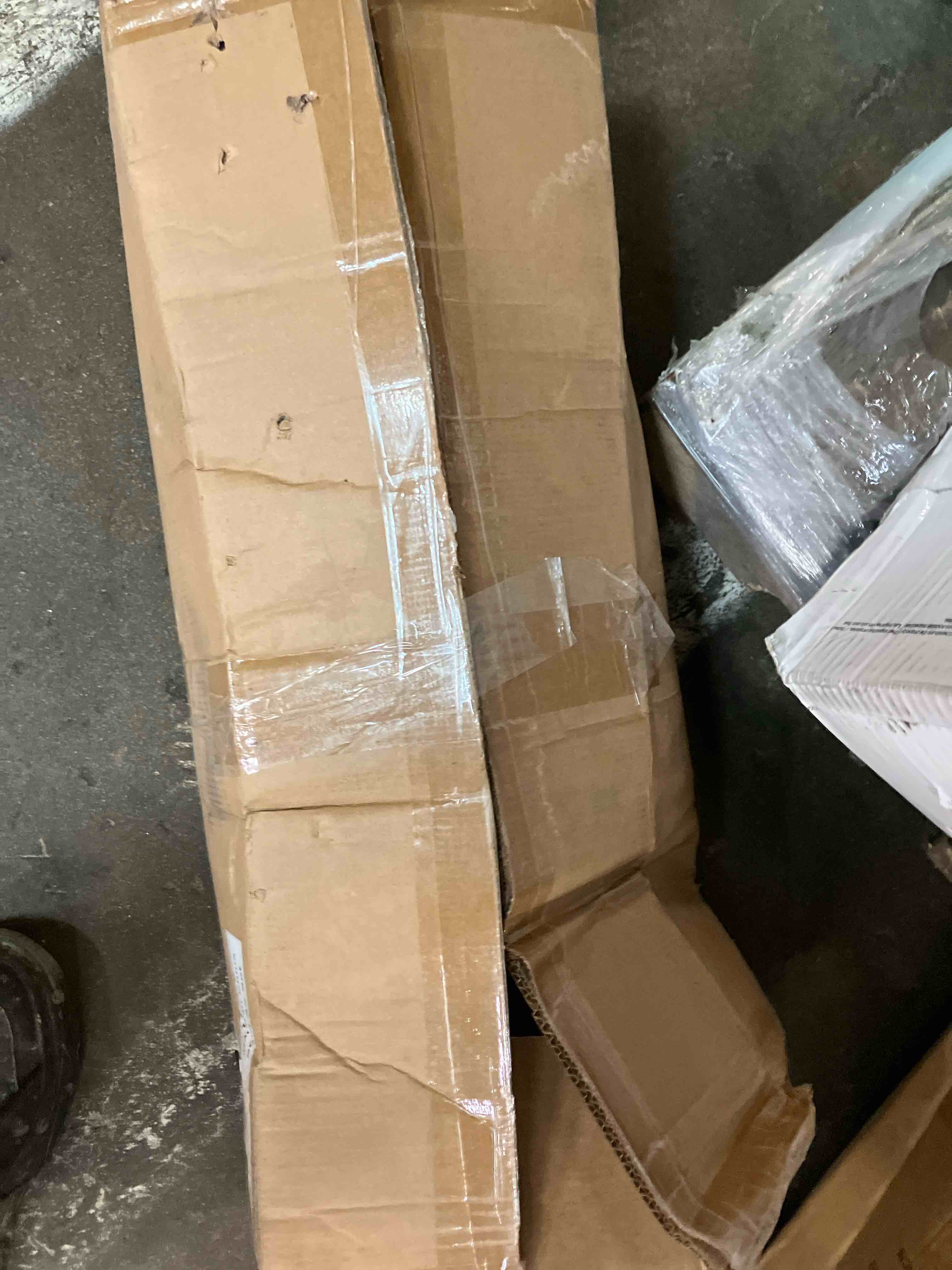 https://s3.amazonaws.com/lotting-images-prod/phillipi/PNK3538661_1753793451068.jpeg